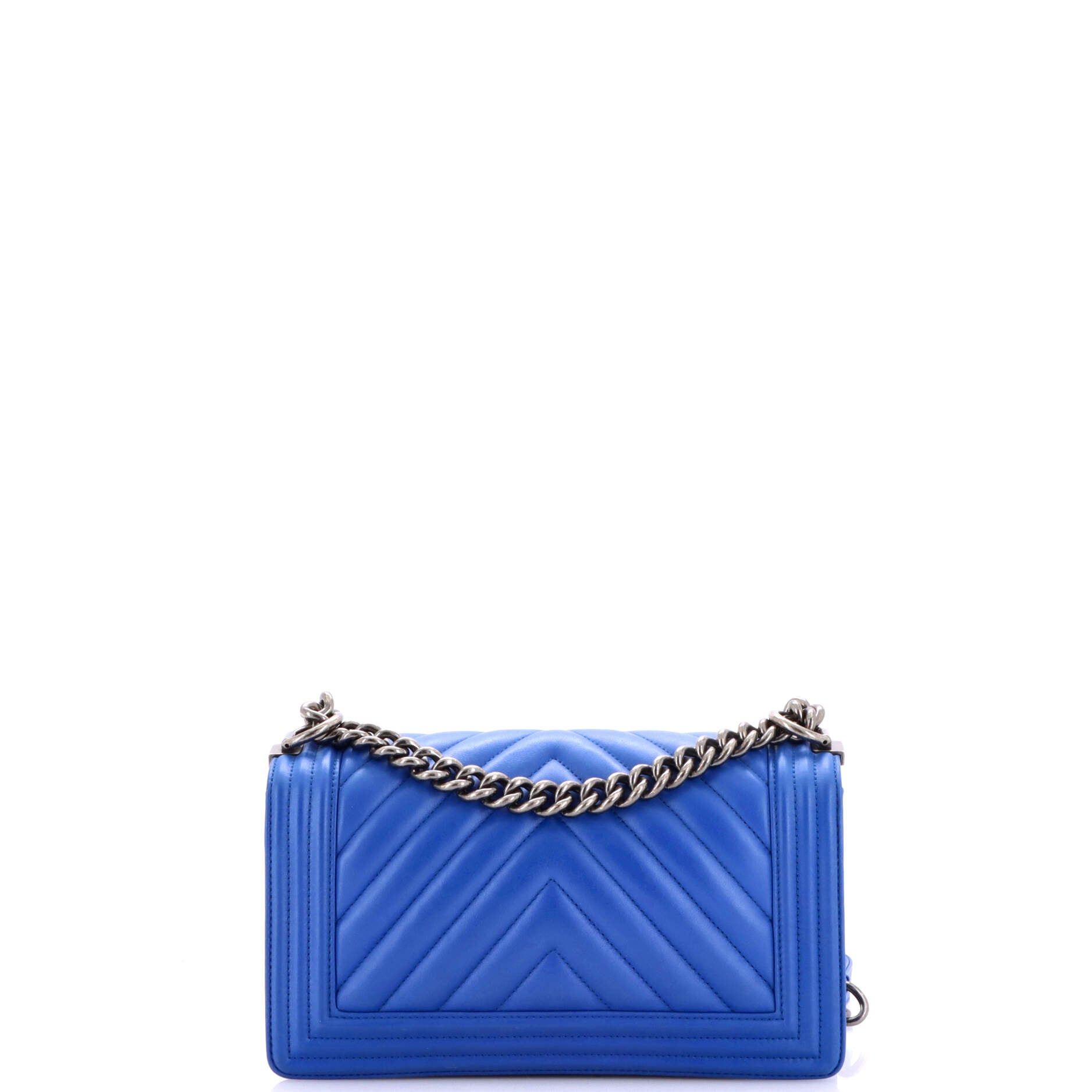 Chanel Boy Flap Bag Size ONE SIZE - 3 Thumbnail
