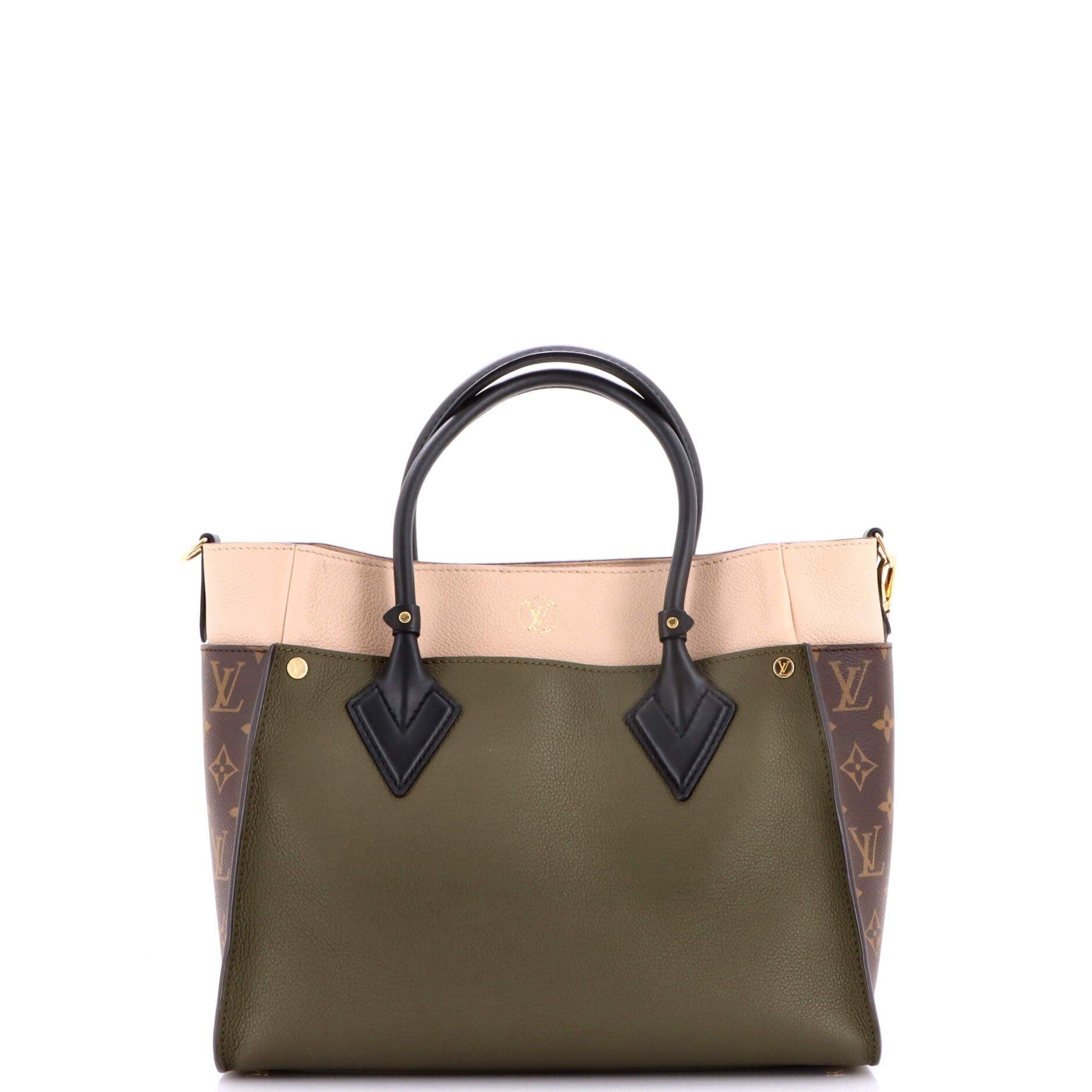 Louis Vuitton On My Side Tote Size ONE SIZE - 3 Thumbnail