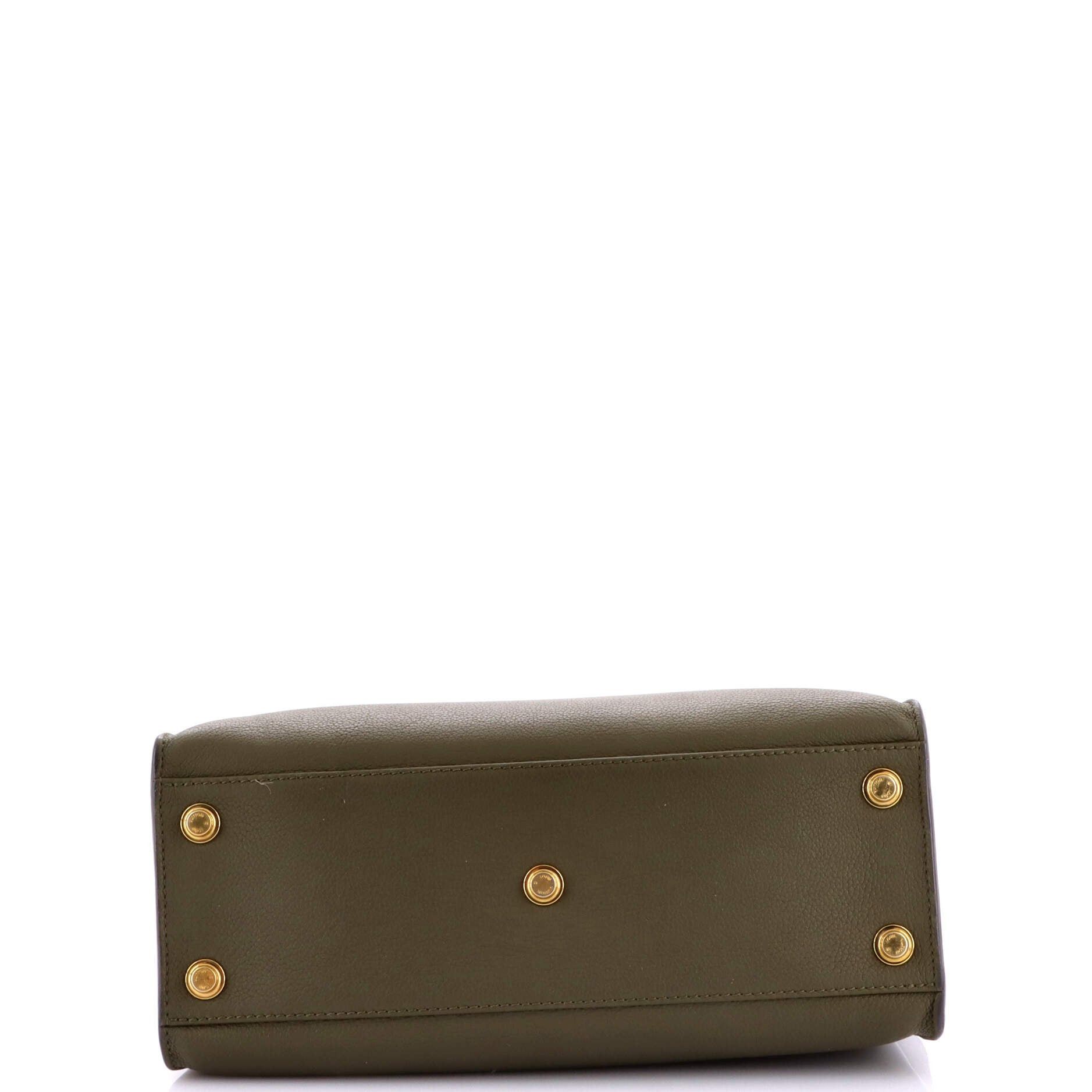 Louis Vuitton On My Side Tote Size ONE SIZE - 4 Thumbnail