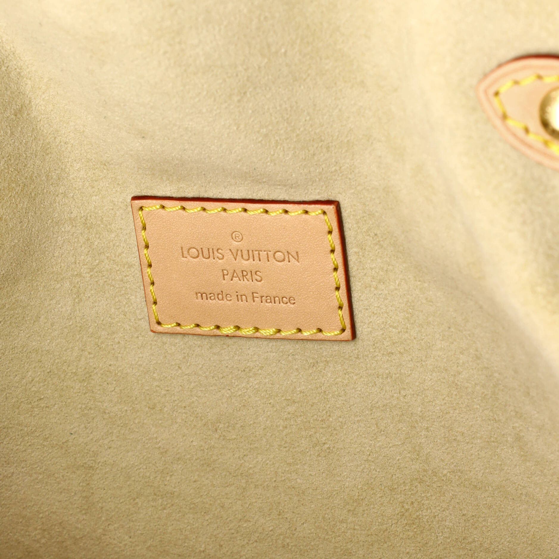 Louis Vuitton Saumur Handbag Size ONE SIZE - 6 Thumbnail