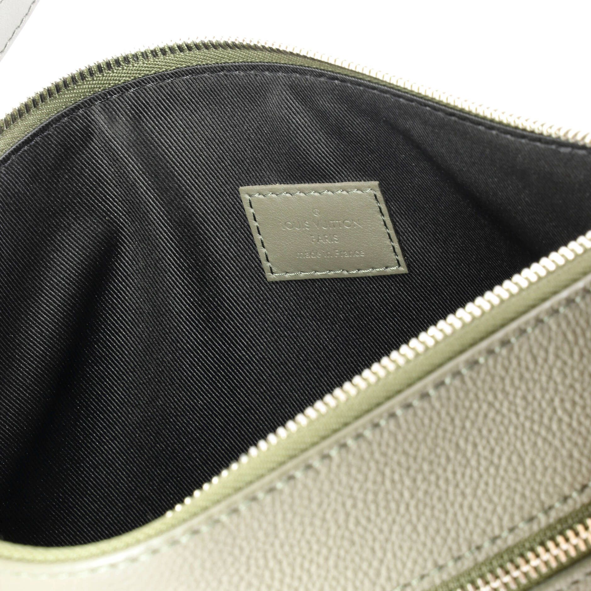 Louis Vuitton Aerogram iPad Pouch Size ONE SIZE - 6 Thumbnail