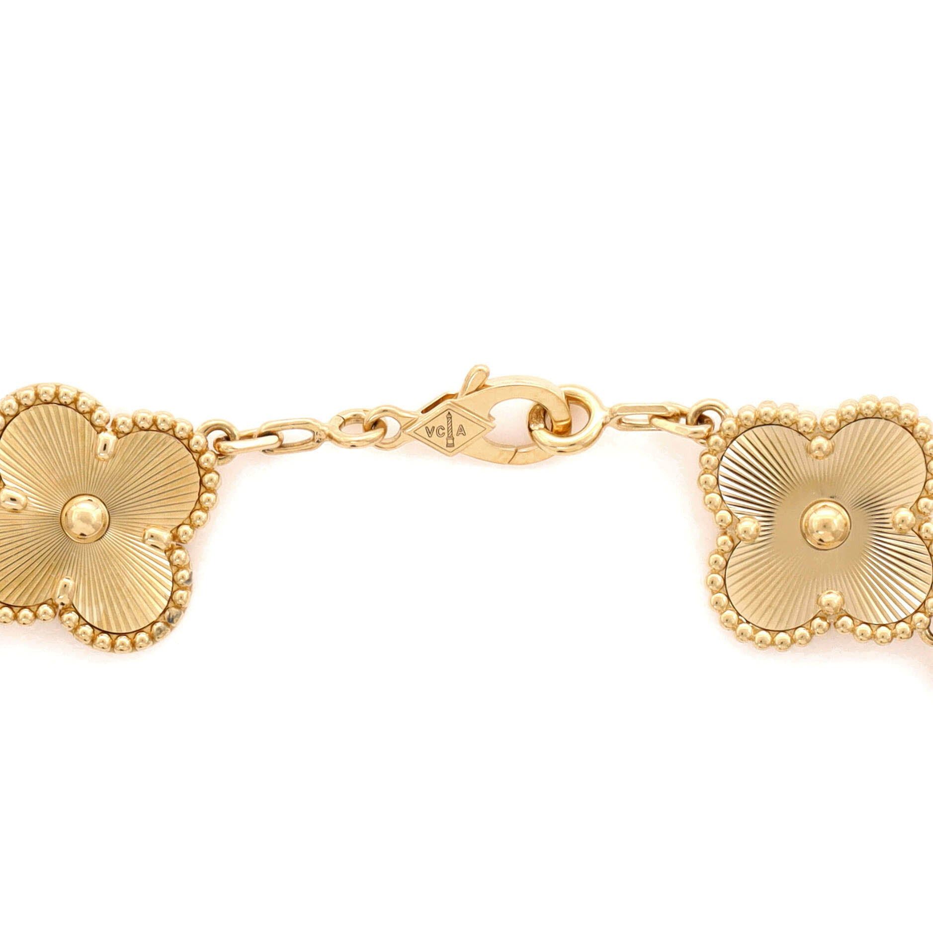 Van Cleef & Arpels Vintage Alhambra 5 Motifs Bracelet Size ONE SIZE - 4 Thumbnail