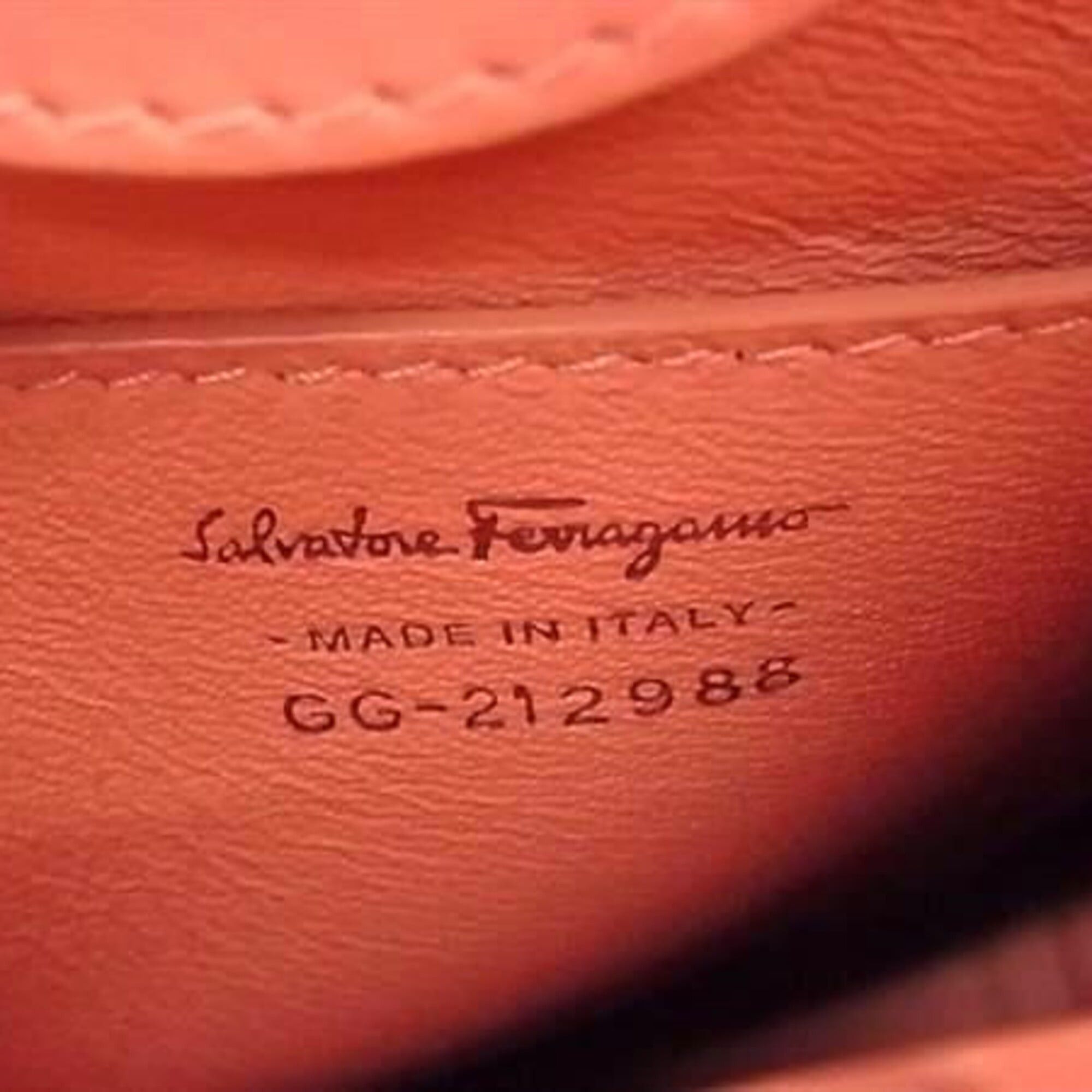 Salvatore Ferragamo SALVATORE FERRAGAMO Ferragamo Vara Ribbon Viva GG-212988 Pink Leather Women's Shoulder Bag Size ONE SIZE - 8 Thumbnail