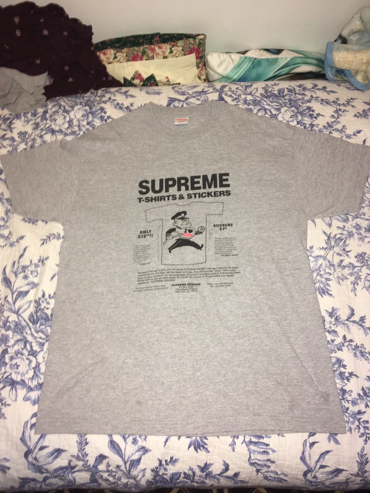 Supreme t shirts and stickers tee online