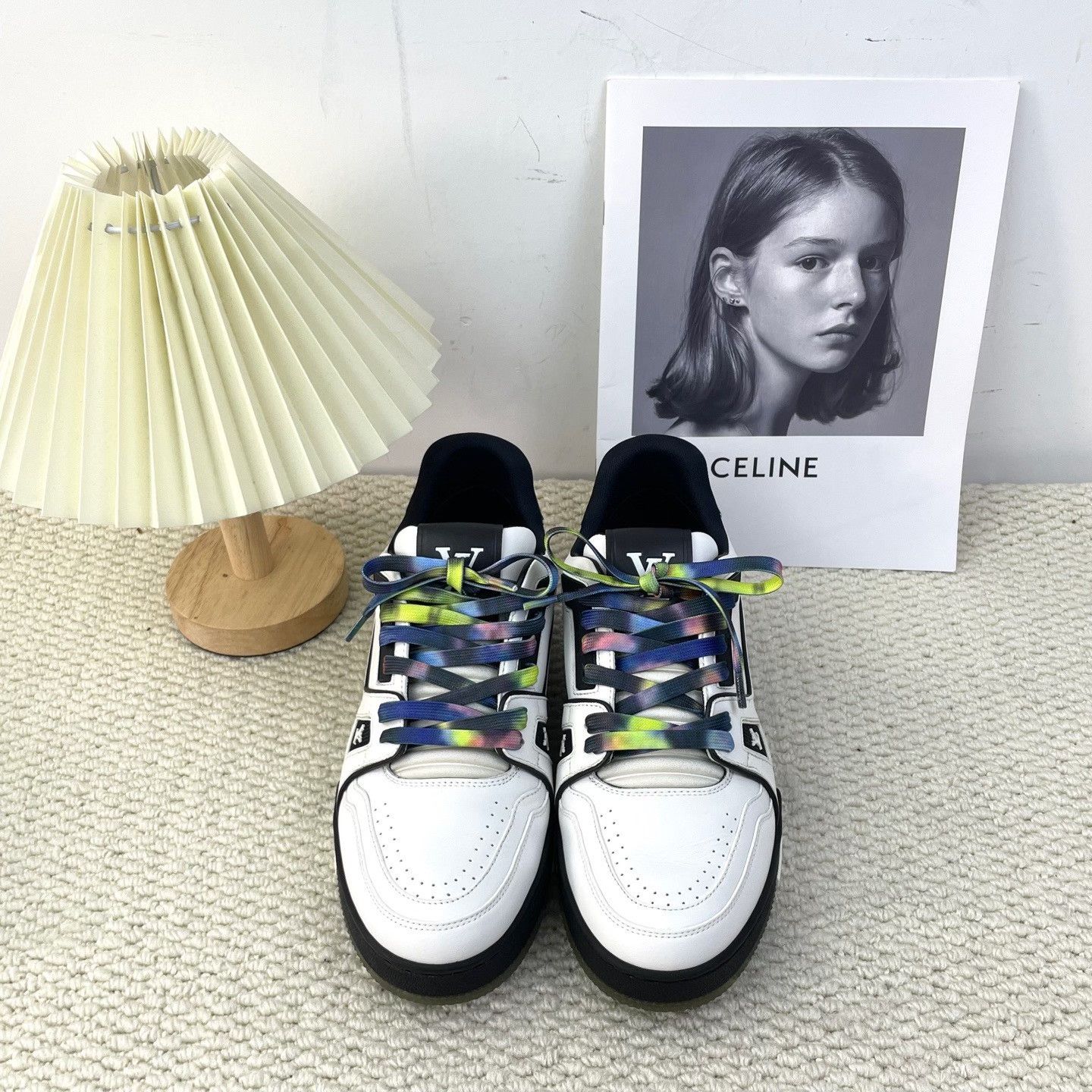 Louis Vuitton Louis Vuitton Training White Lowtop Sneakers Men Size US 6 / EU 39 - 2 Thumbnail