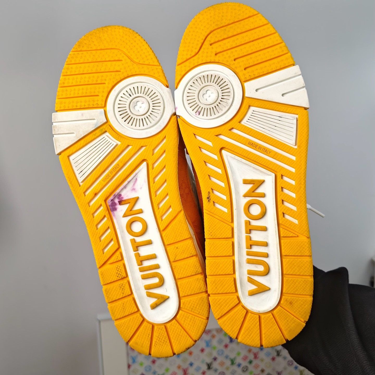 Louis Vuitton Louis Vuitton Training Yellow Lowtop Sneakers Men Size US 6 / EU 39 - 6 Thumbnail