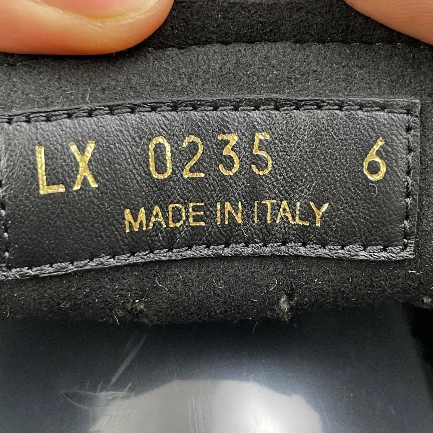 Louis Vuitton Louis Vuitton Leather Lowtop Sneakers Men Size US 6 / EU 39 - 7 Thumbnail