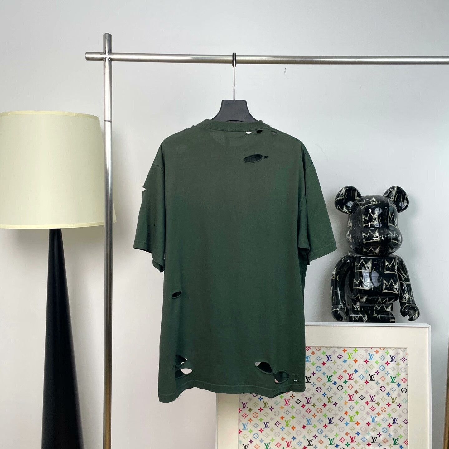 Balenciaga Balenciaga T-Shirt xxs Men Size US XXS / EU 40 - 3 Thumbnail