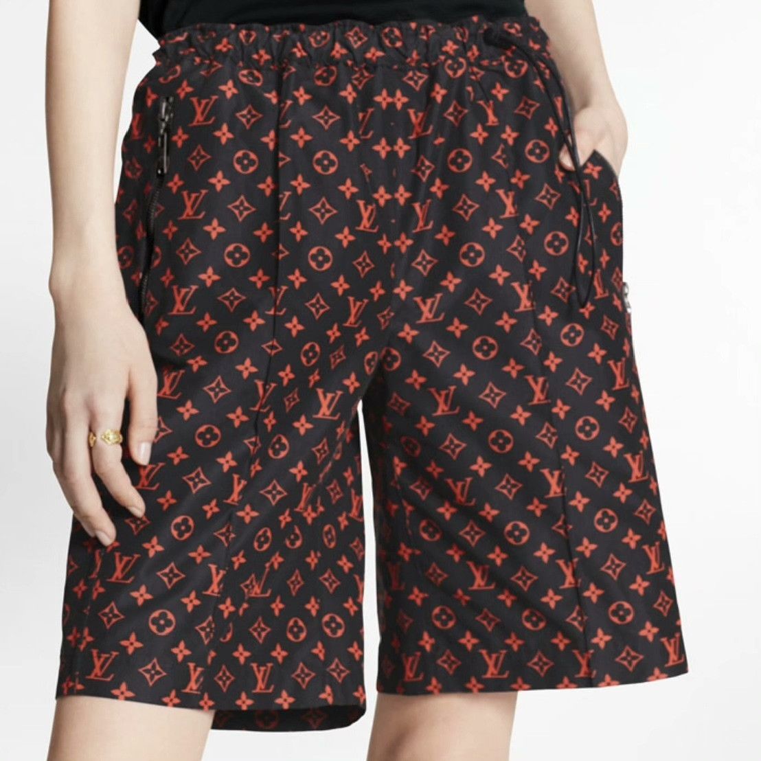 Louis Vuitton Louis Vuitton Retro Shorts 36 women Size 25" / US 0 / IT 36 - 6 Thumbnail