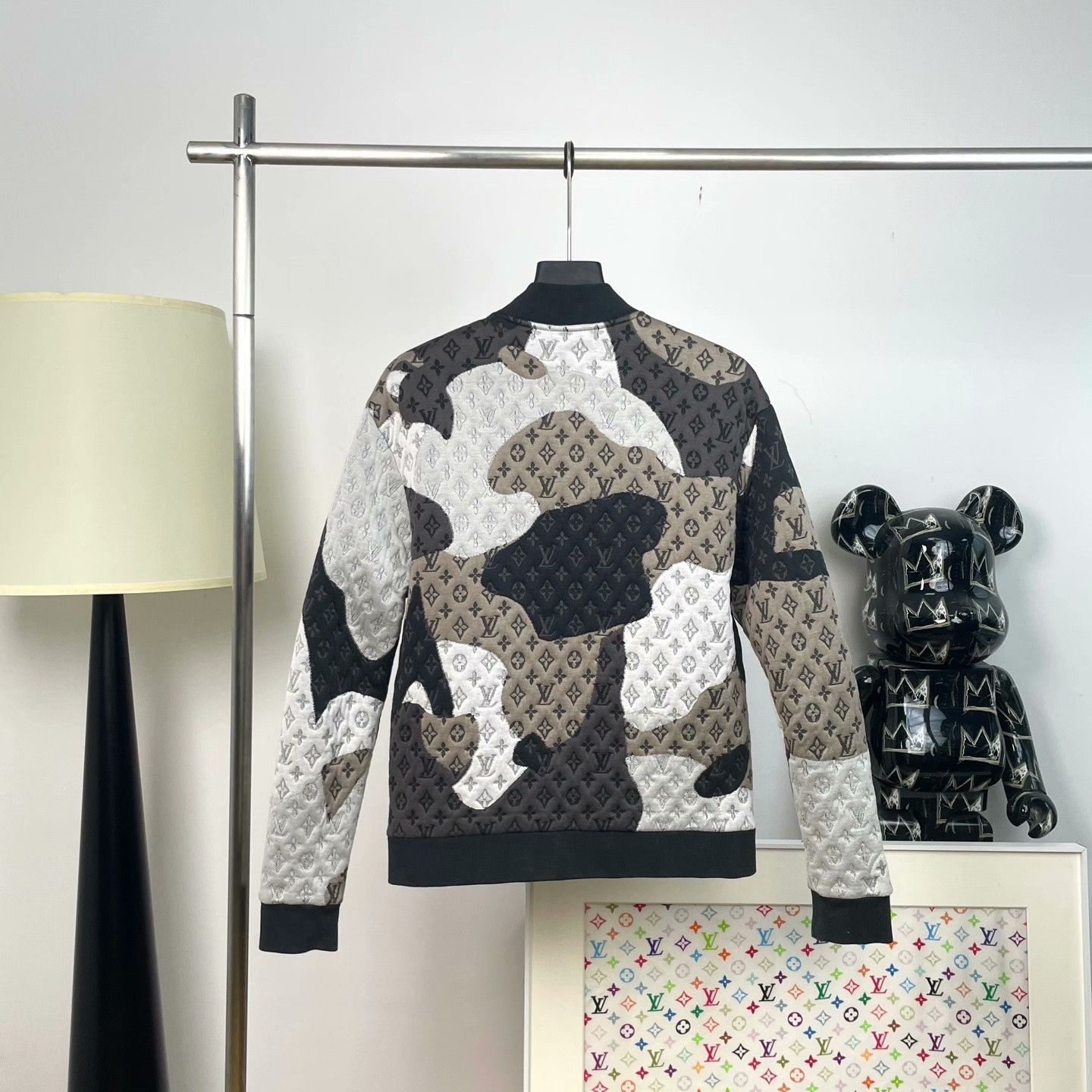 Louis Vuitton Louis Vuitton Retro Light Jacket s Men Size US S / EU 44-46 / 1 - 2 Thumbnail