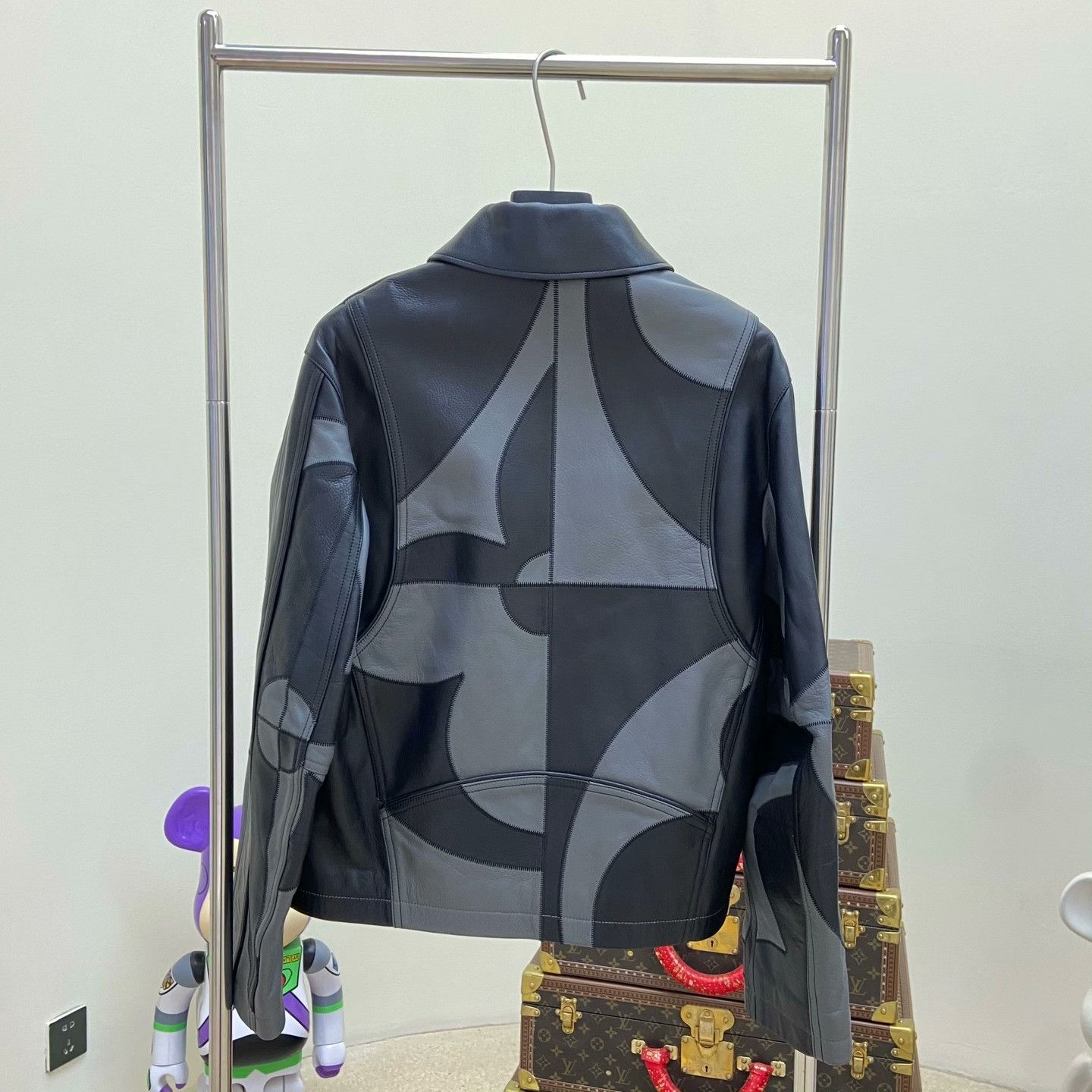 Louis Vuitton Louis Vuitton Leather Multi Leather Jacket s Men Size US S / EU 44-46 / 1 - 3 Thumbnail