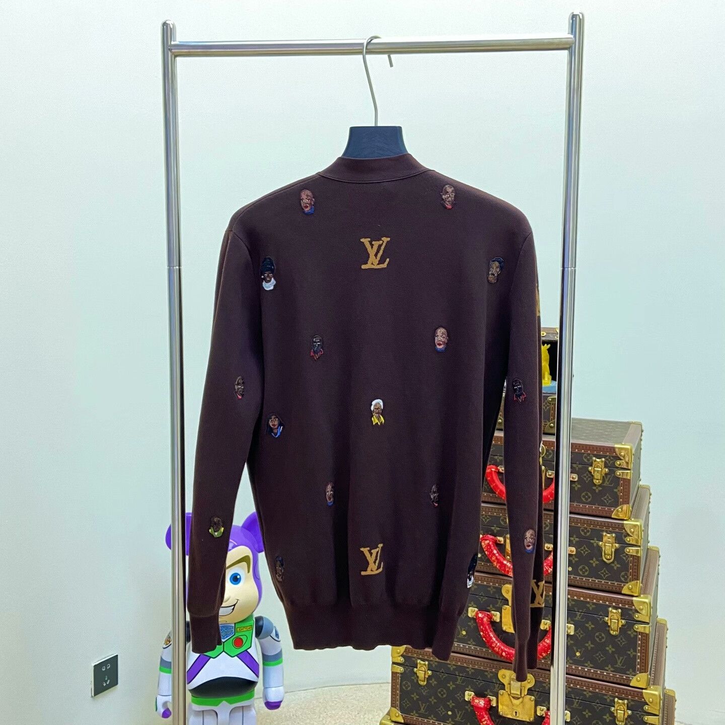 Louis Vuitton Louis Vuitton Collab Sweater s Men Size US S / EU 44-46 / 1 - 3 Thumbnail