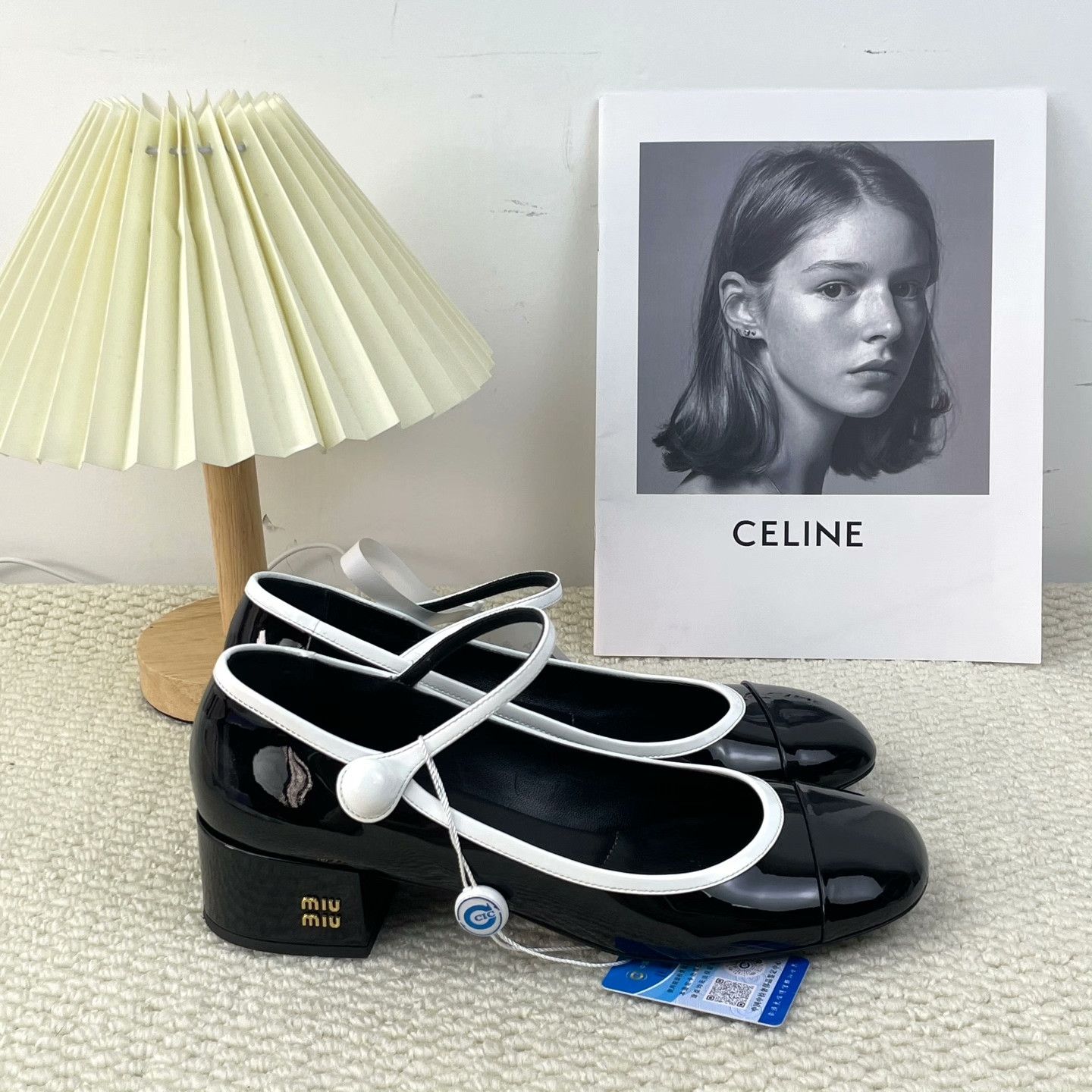 Miu Miu Miu Miu Lowtop Sneakers us_8 Women Size US 8 / IT 38 - 2 Thumbnail