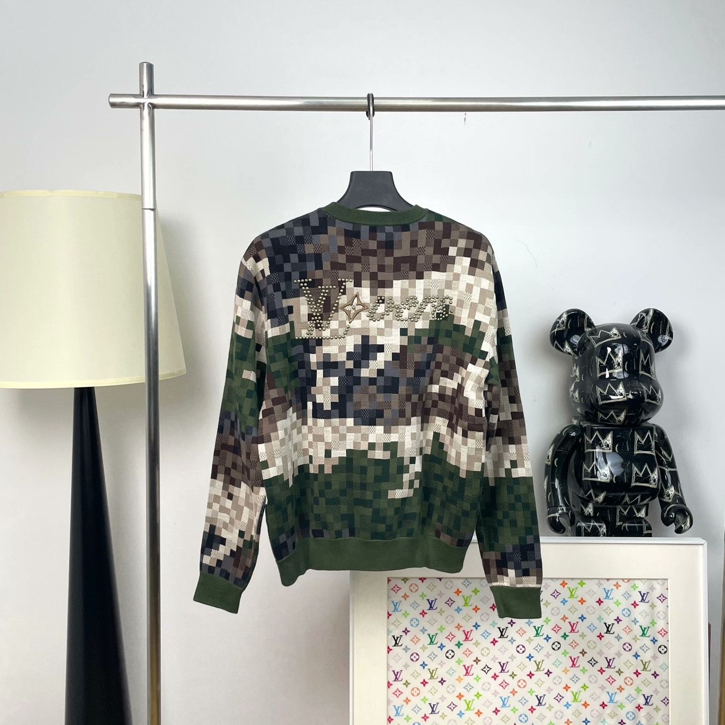Louis Vuitton Louis Vuitton Collab Hoodie m Men Size US M / EU 48-50 / 2 - 2 Thumbnail