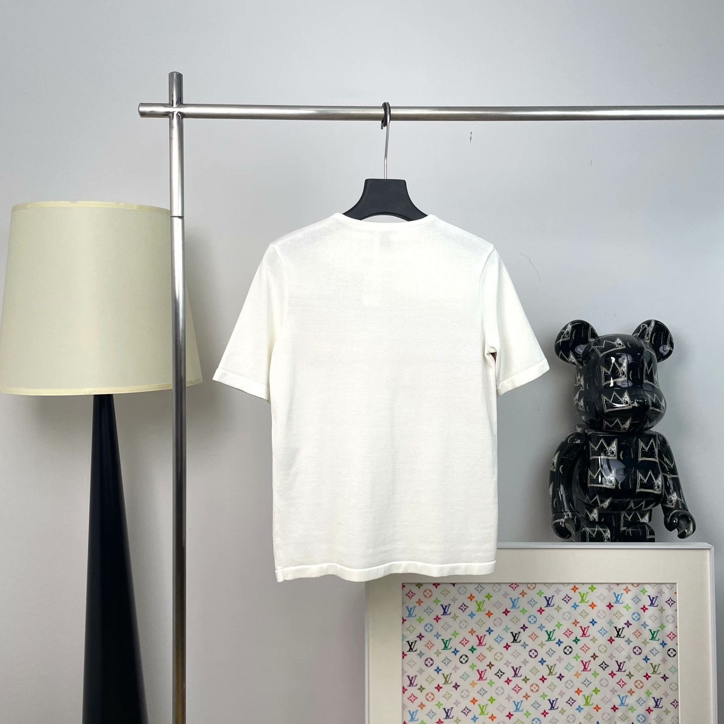 Louis Vuitton Louis Vuitton Printed T-Shirt S Women Size S / US 4 / IT 40 - 2 Thumbnail