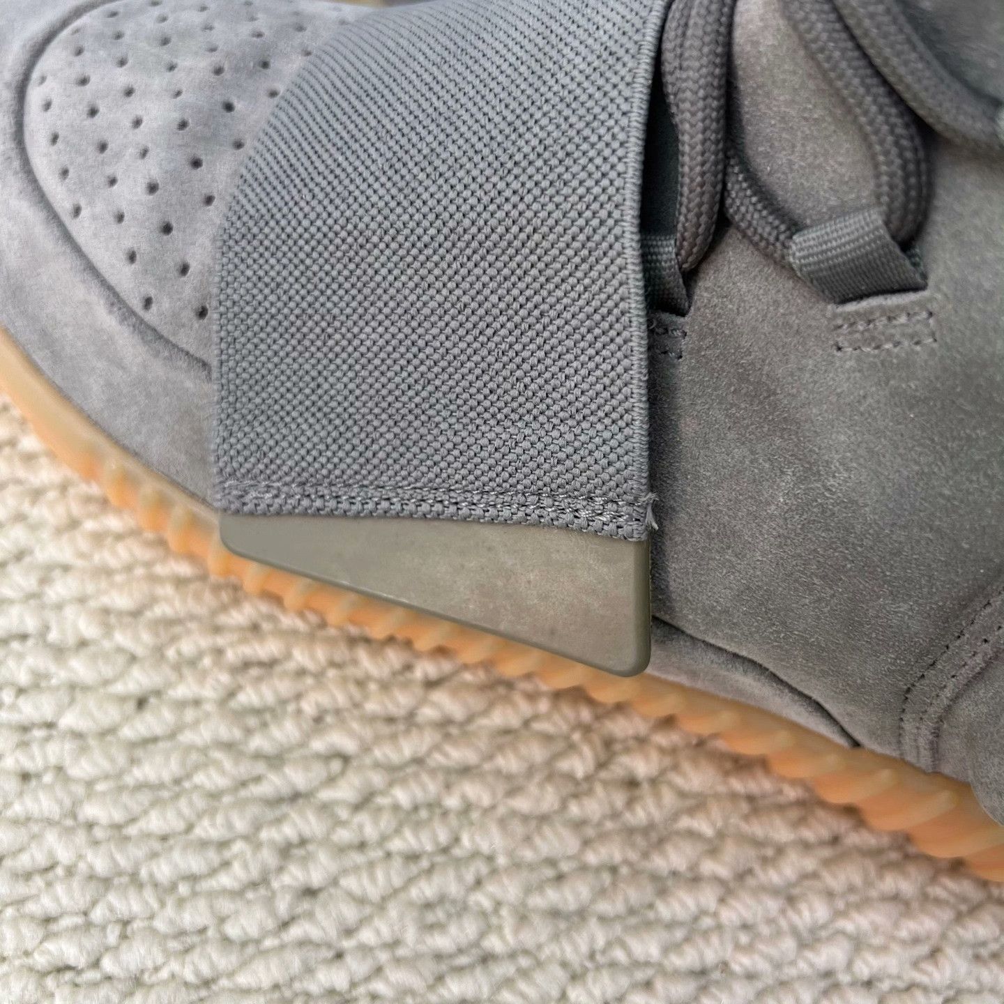 Adidas Adidas YEEZY Hitop Sneakers 8 Men Size US 8 / EU 41 - 4 Thumbnail