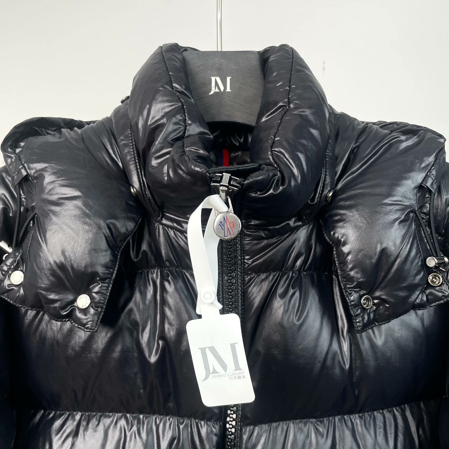 Moncler Moncler Waterproof Cropped Heavy Coat l Men Size US L / EU 52-54 / 3 - 3 Thumbnail