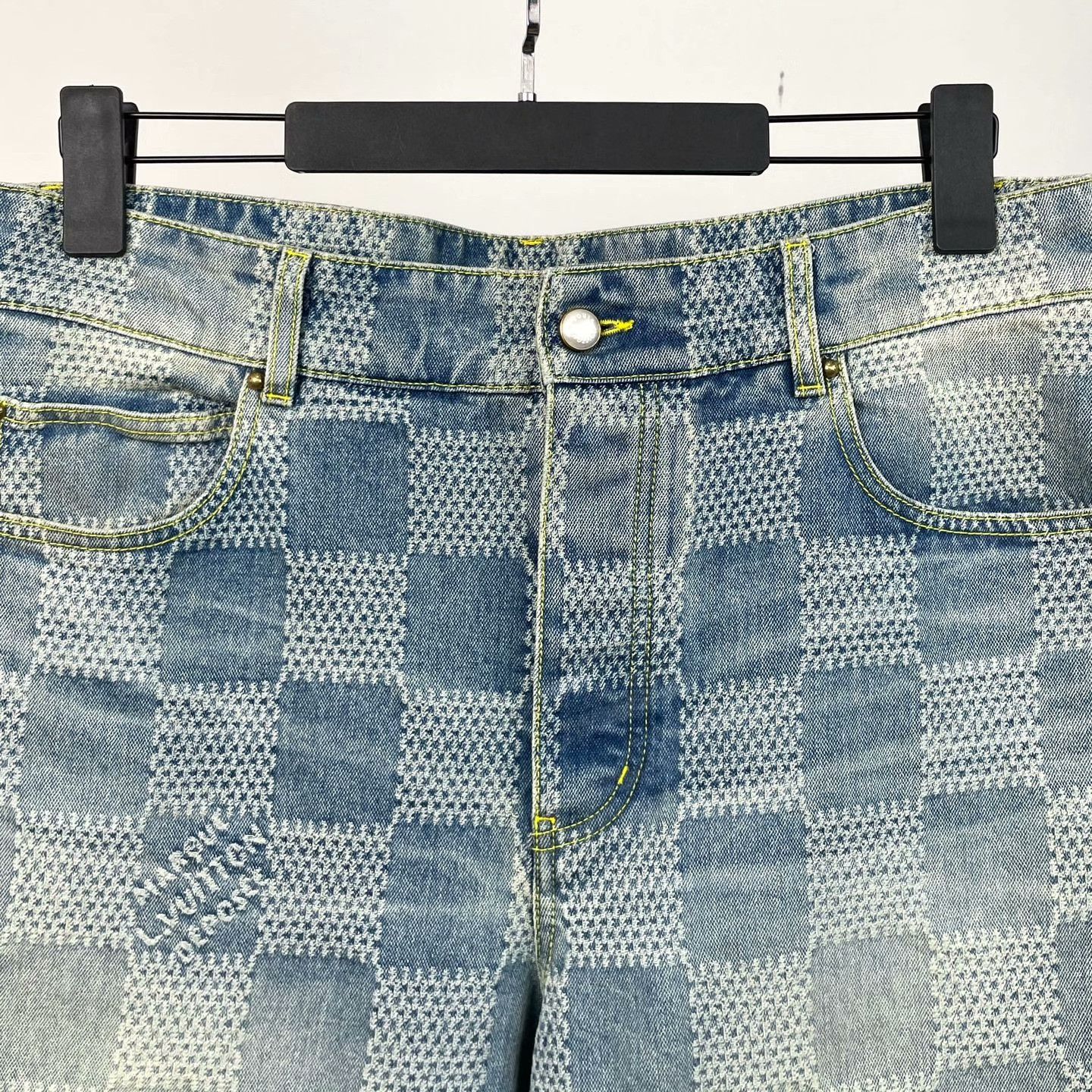 Louis Vuitton Louis Vuitton Printed Plaid Denim Jeans 34 Men Size US 34 / EU 50 - 4 Thumbnail