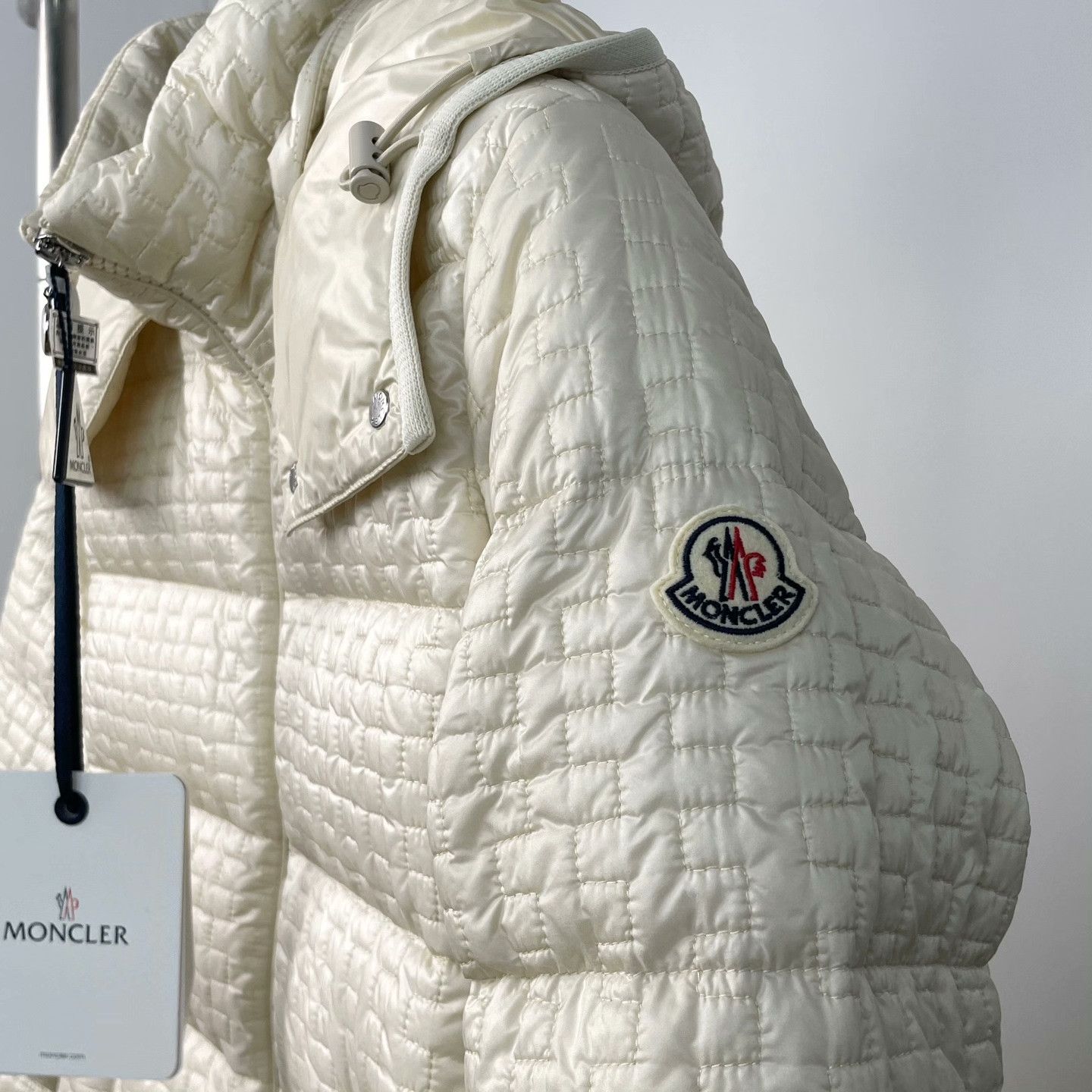 Moncler Moncler Down Jacket XS Women Size XS / US 0-2 / IT 36-38 - 4 Thumbnail