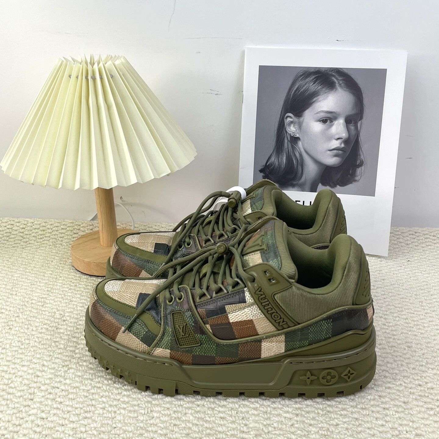 Louis Vuitton Louis Vuitton AIR MAX Lowtop Sneakers 6 Men Size US 6 / EU 39 - 2 Thumbnail