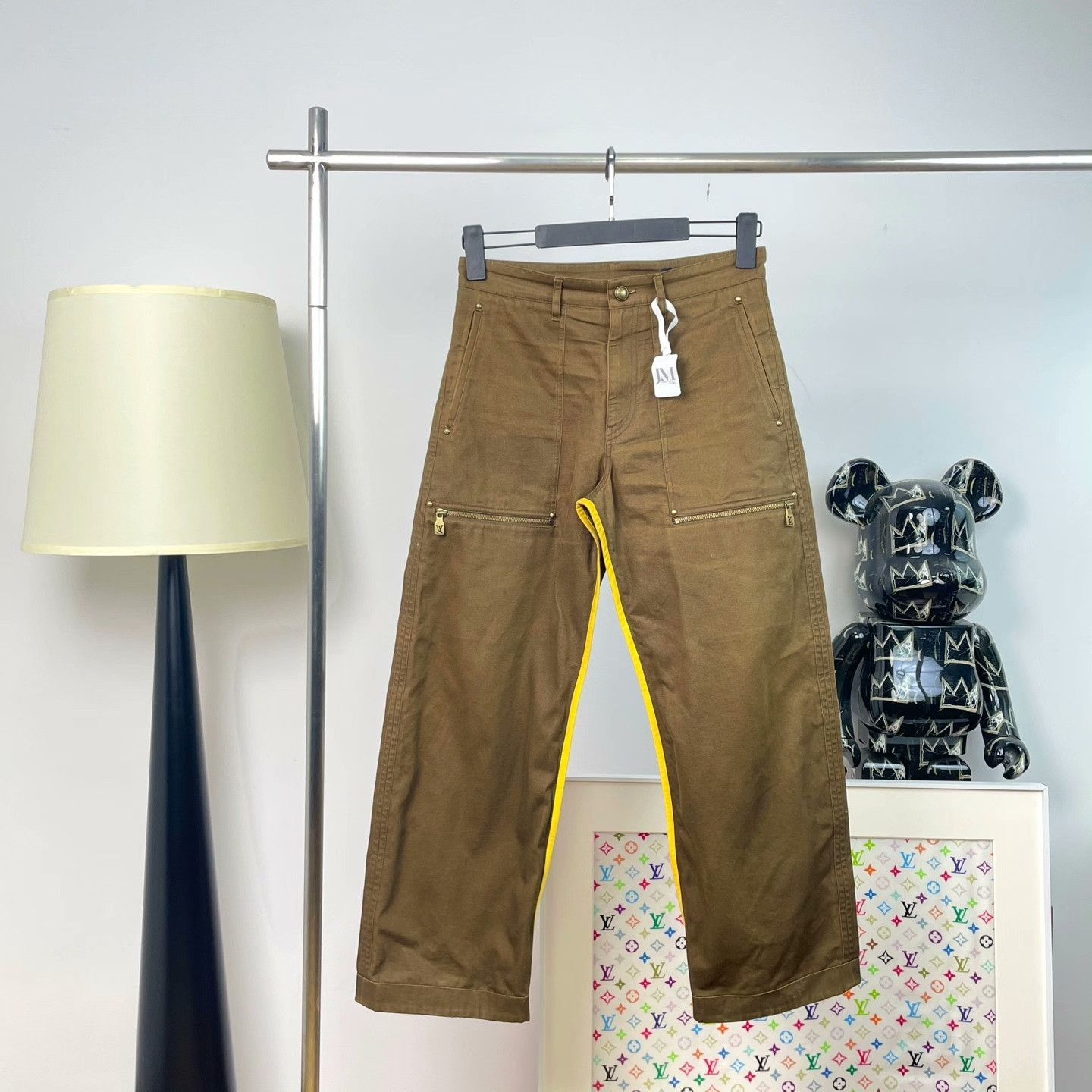 Louis Vuitton Louis Vuitton Casual Pants 32 Men Size US 32 / EU 48 - 2 Thumbnail