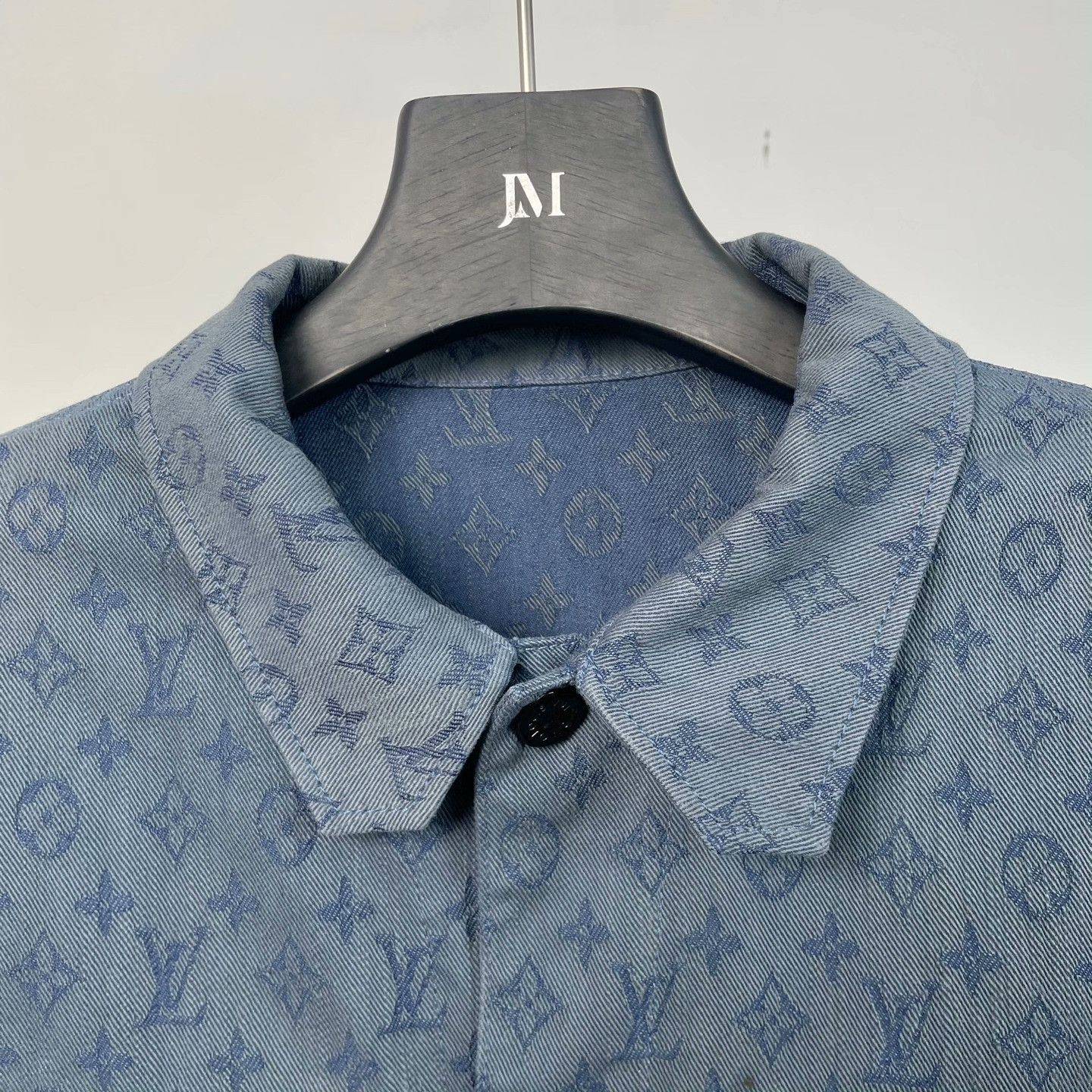 Louis Vuitton Louis Vuitton Retro Light Jacket xl Men Size US XL / EU 56 / 4 - 5 Thumbnail