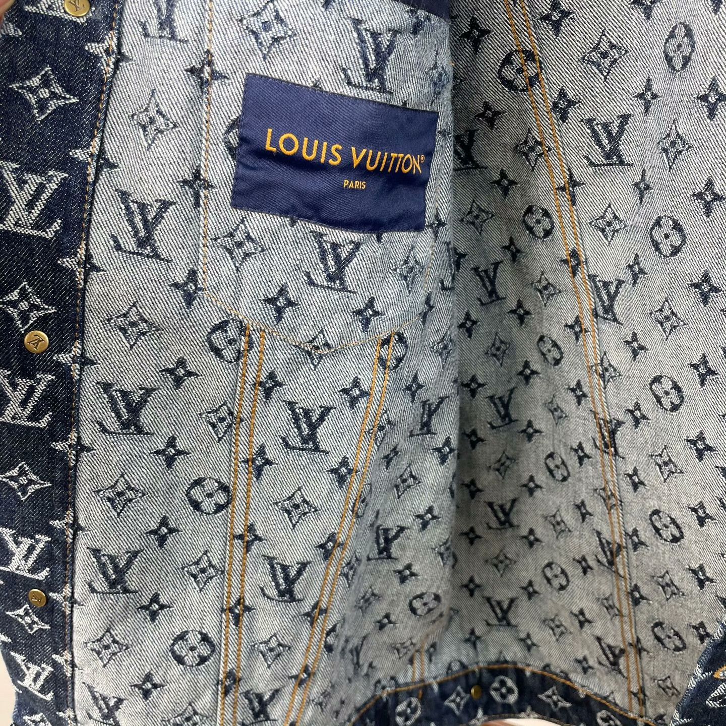Louis Vuitton Louis Vuitton Retro Light Jacket m Men Size US M / EU 48-50 / 2 - 5 Thumbnail