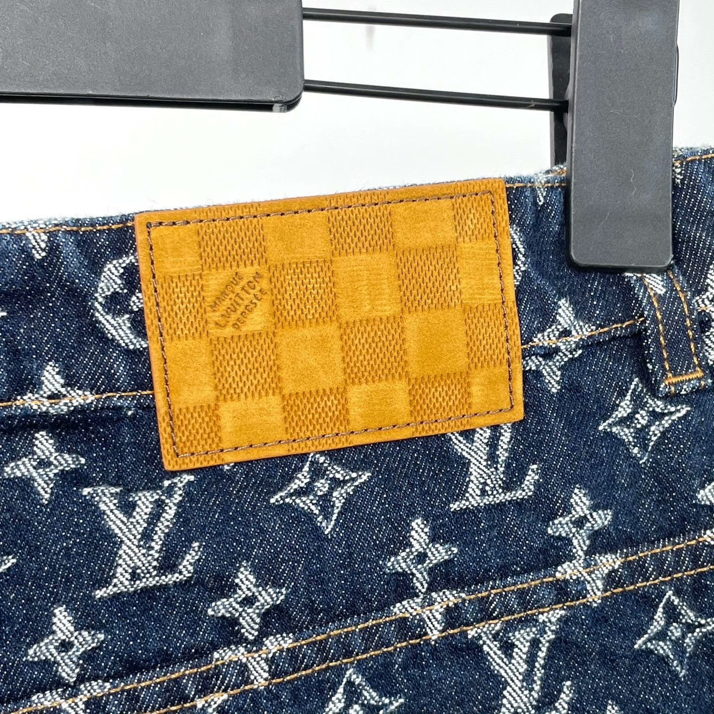 Louis Vuitton Louis Vuitton Denim Printed Denim Jeans 34 Men Size US 34 / EU 50 - 3 Thumbnail