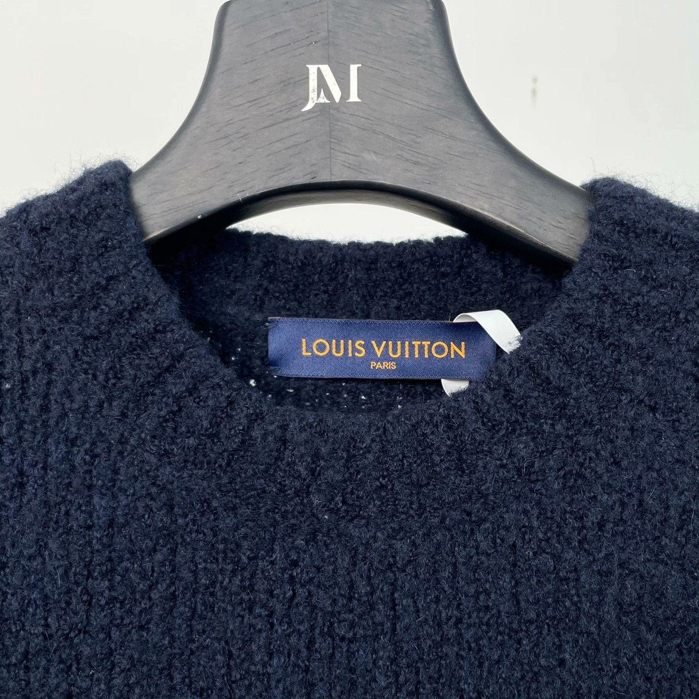 Louis Vuitton Louis Vuitton Sweater s Men Size US S / EU 44-46 / 1 - 4 Thumbnail