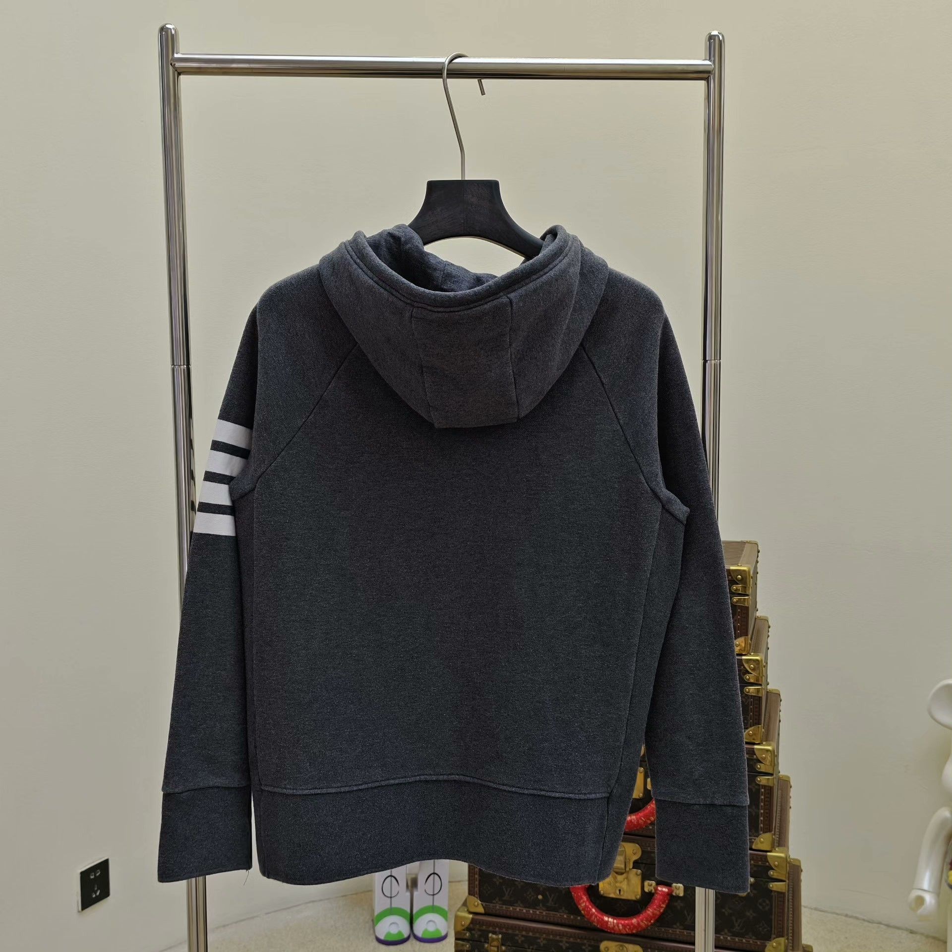 Thom Browne Thom Browne Striped Brown Hoodie m Men Size US M / EU 48-50 / 2 - 2 Thumbnail