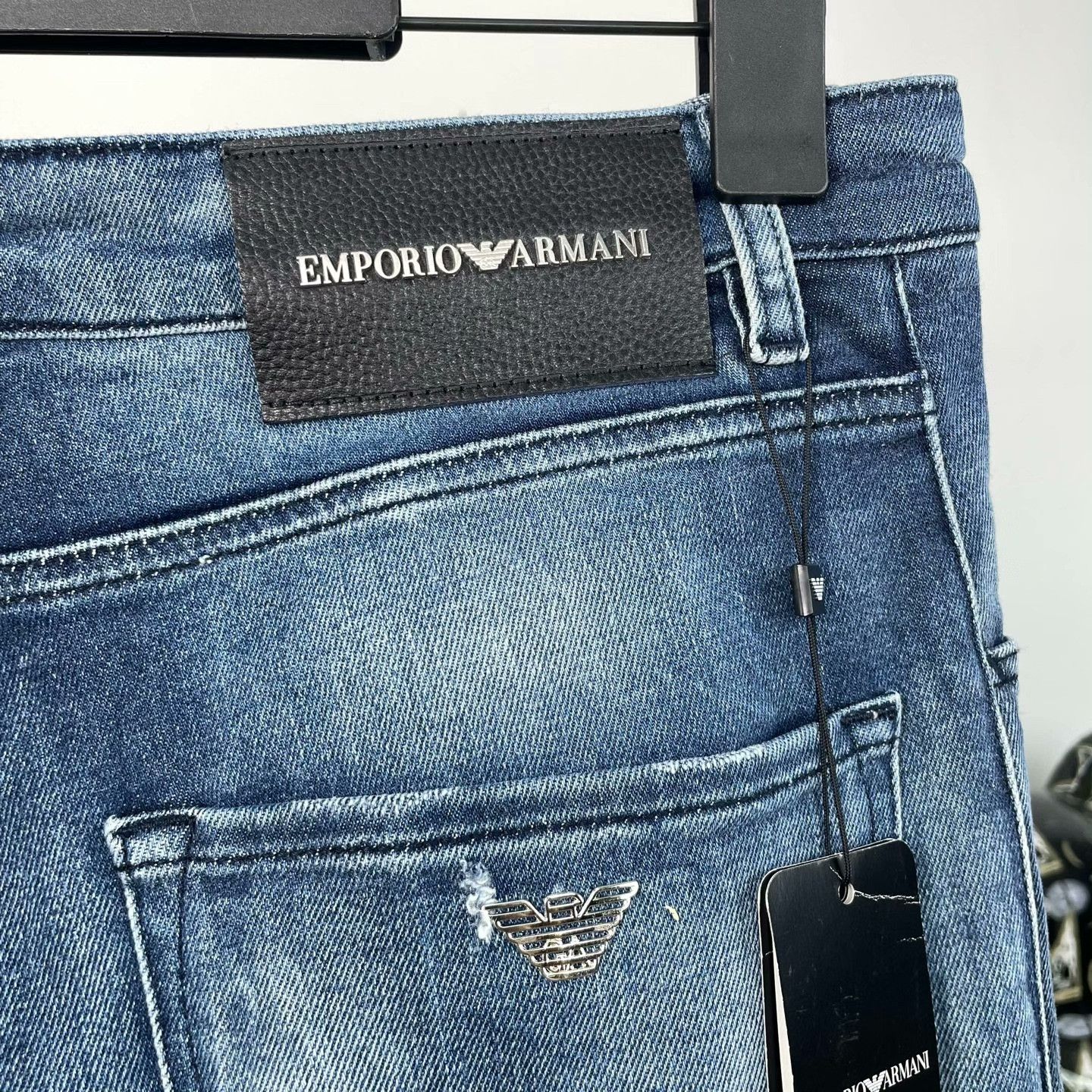 Armani Armani Denim White Denim Jeans 32 Men Size US 32 / EU 48 - 3 Thumbnail