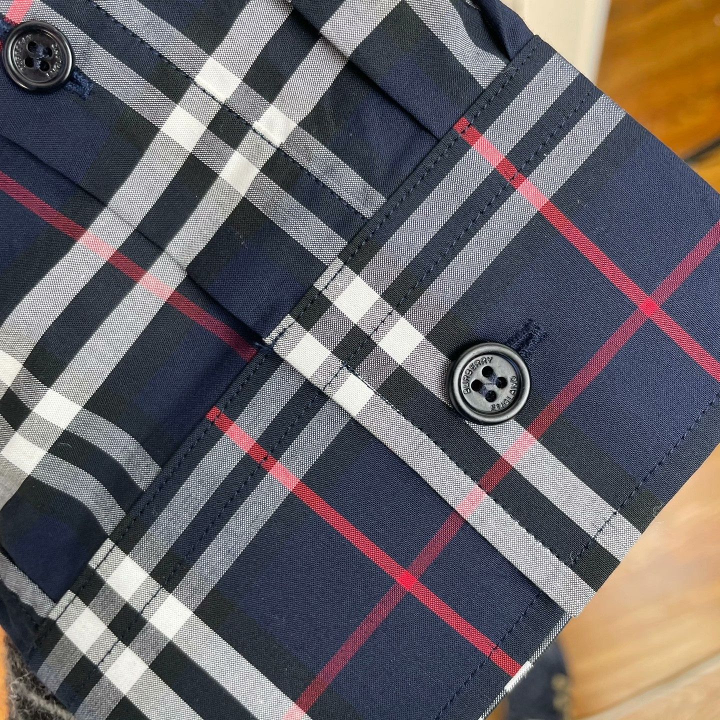 Burberry Burberry Plaid Shirt m Men Size US M / EU 48-50 / 2 - 5 Thumbnail