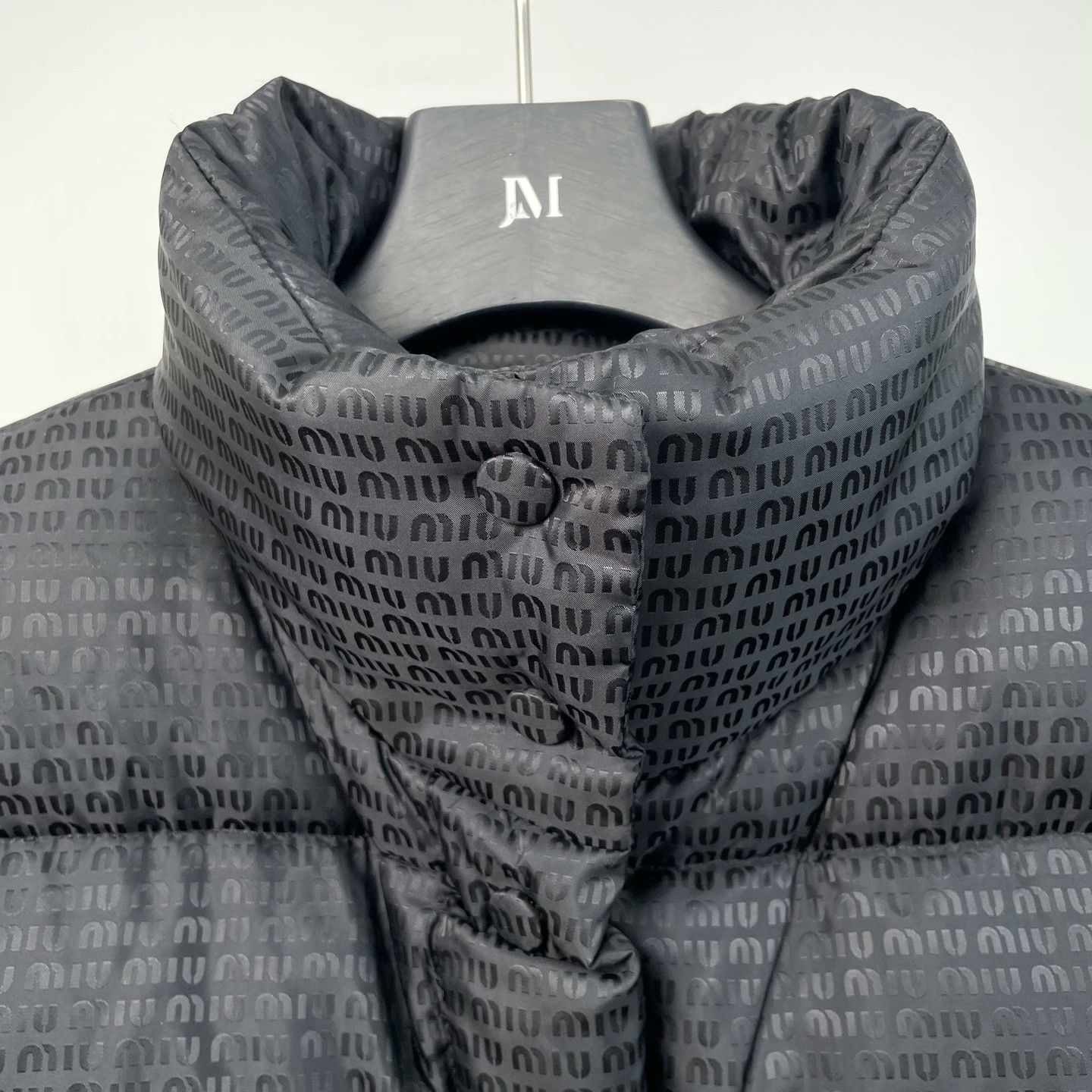 Miu Miu Miu Miu Printed Down Jacket it_44 Women Size M / US 6-8 / IT 42-44 - 3 Thumbnail