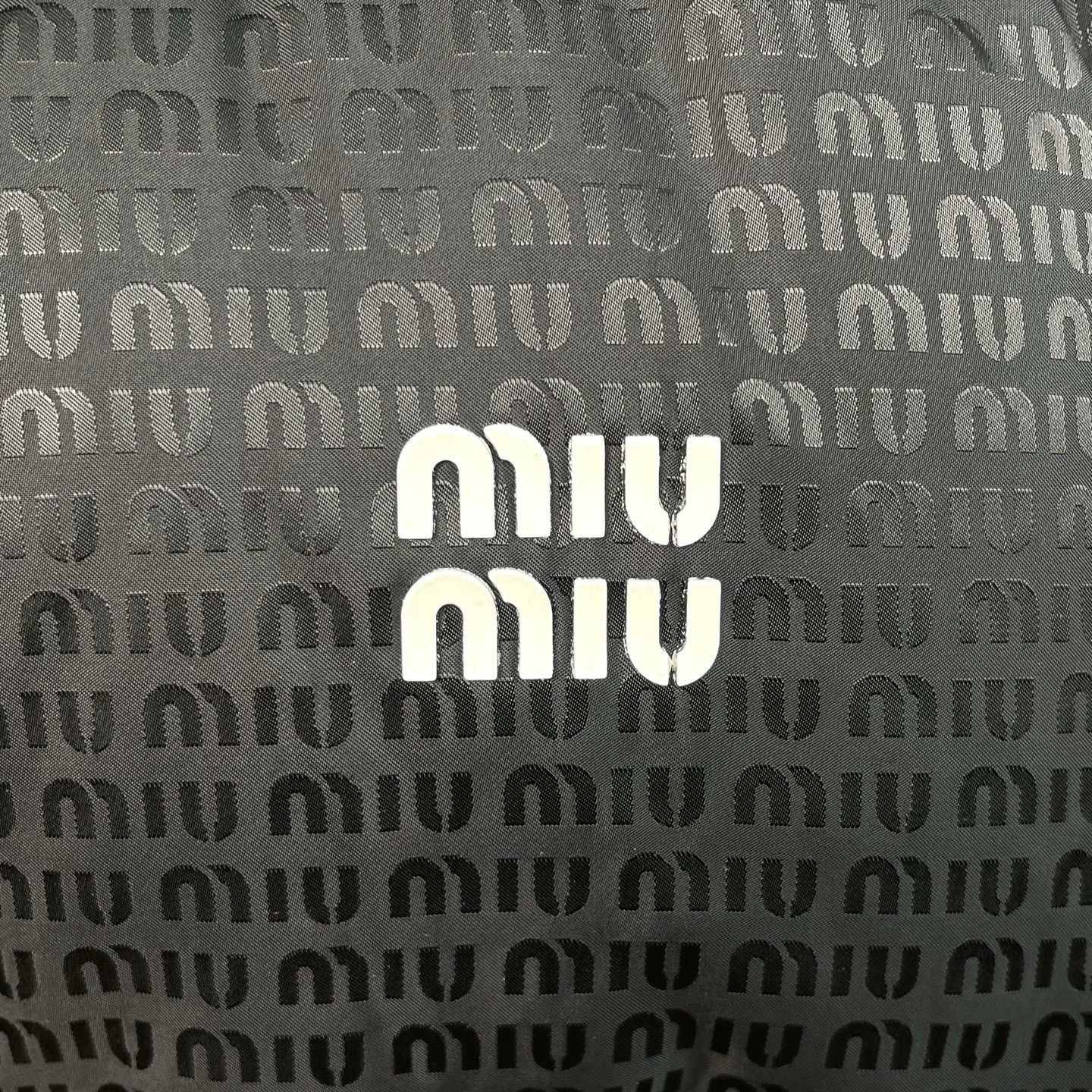 Miu Miu Miu Miu Printed Down Jacket it_44 Women Size M / US 6-8 / IT 42-44 - 4 Thumbnail