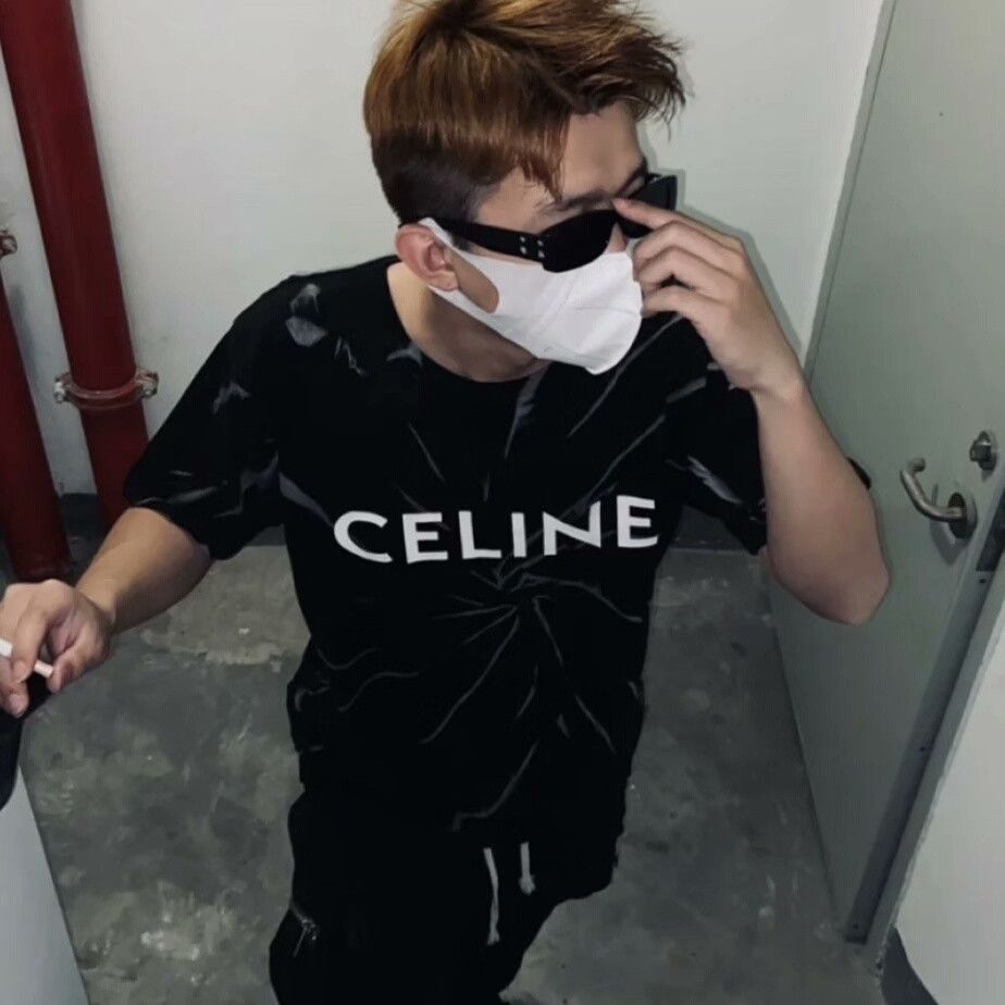 Celine Celine Retro Printed Multi T-Shirt s Men Size US S / EU 44-46 / 1 - 5 Thumbnail