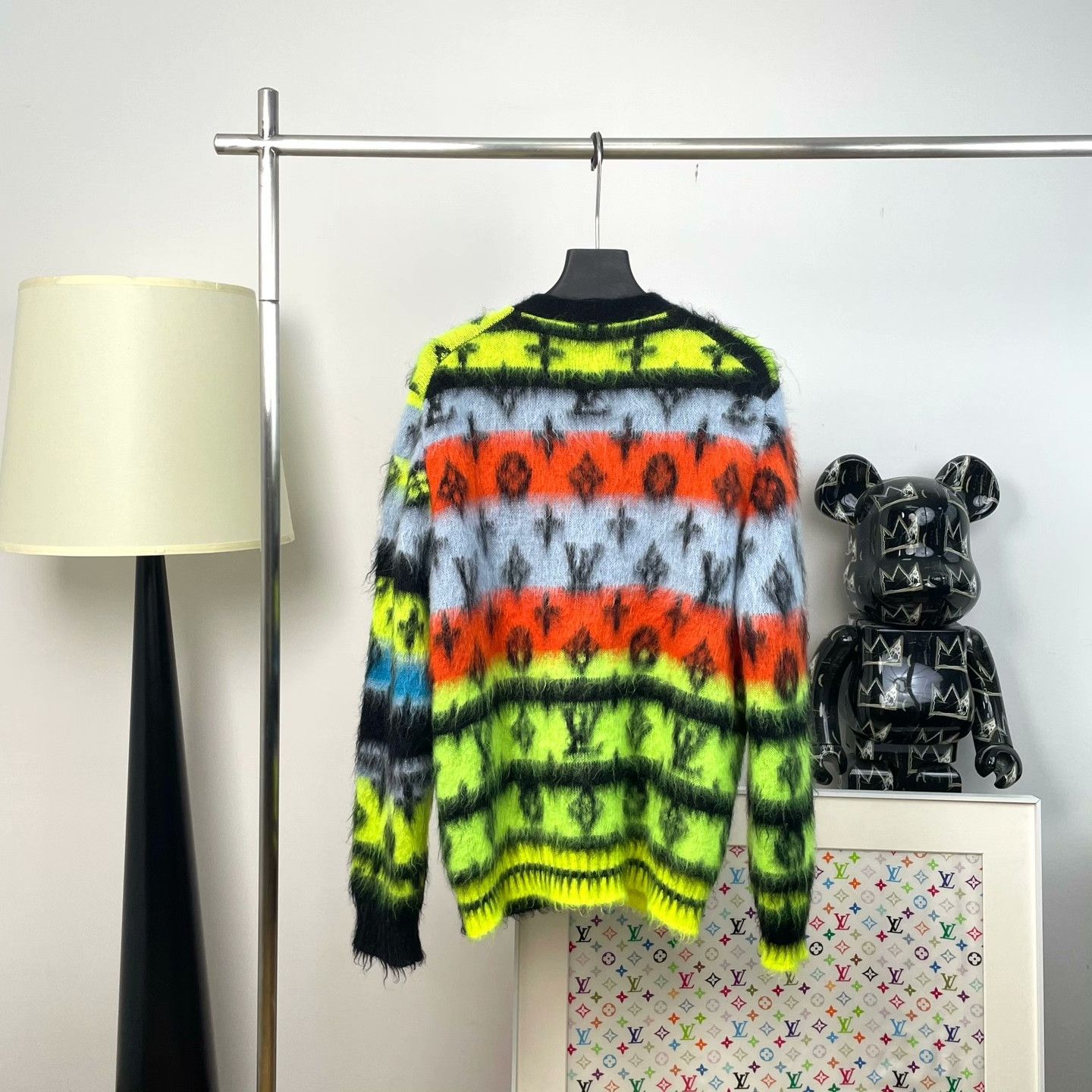 Louis Vuitton Louis Vuitton Knit Sweater m Men Size US M / EU 48-50 / 2 - 2 Thumbnail