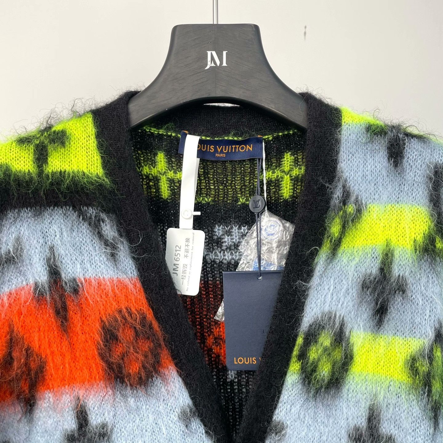 Louis Vuitton Louis Vuitton Knit Sweater m Men Size US M / EU 48-50 / 2 - 3 Thumbnail