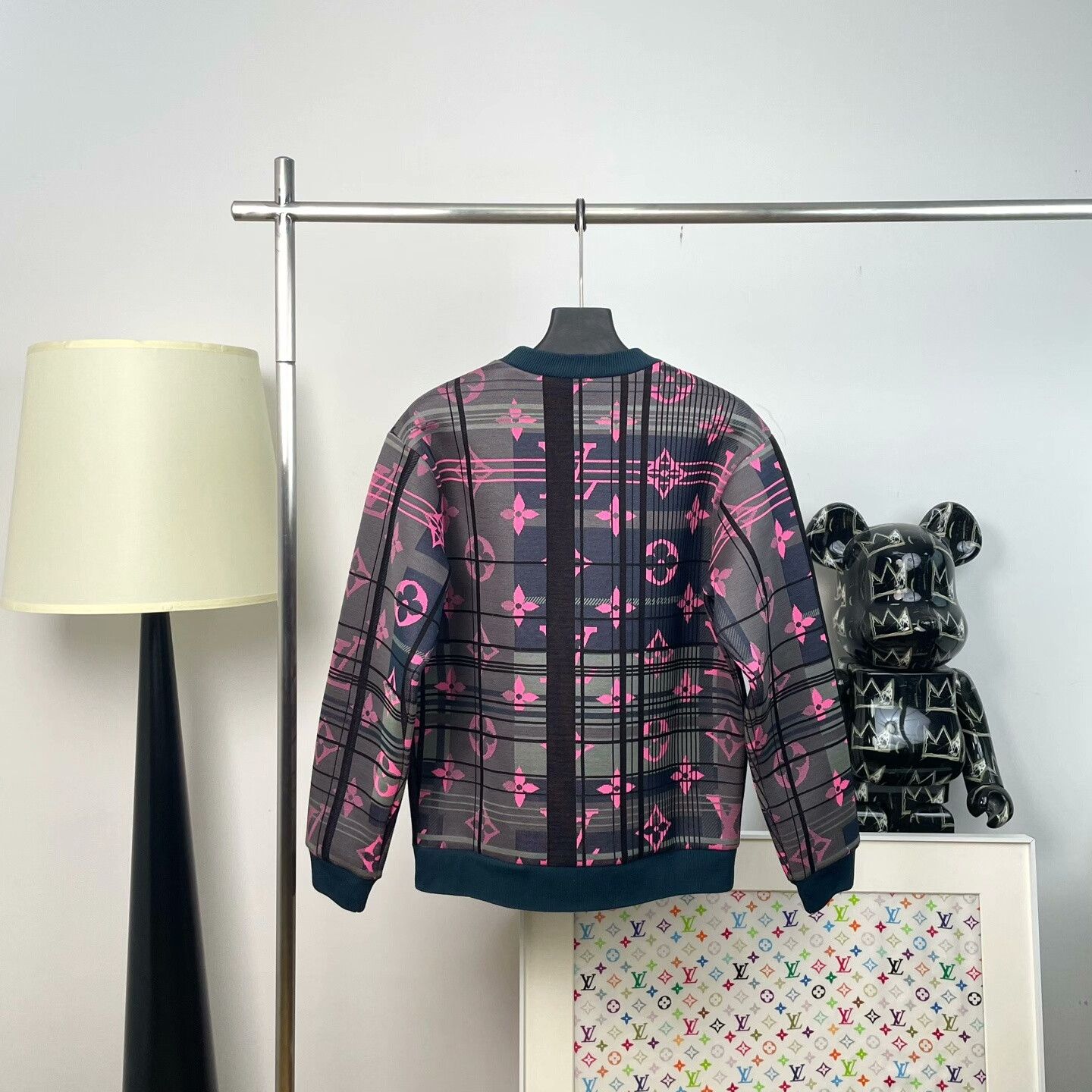 Louis Vuitton Louis Vuitton Hoodie s Men Size US S / EU 44-46 / 1 - 2 Thumbnail