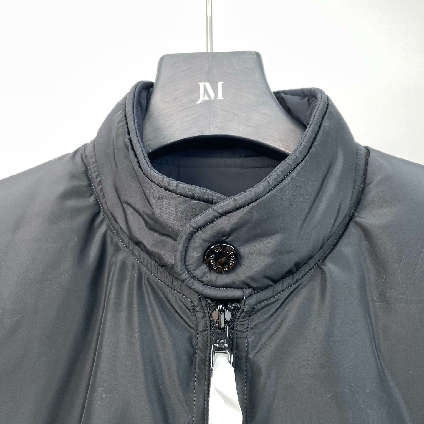 Louis Vuitton Louis Vuitton Heavy Coat l Men Size US L / EU 52-54 / 3 - 5 Thumbnail