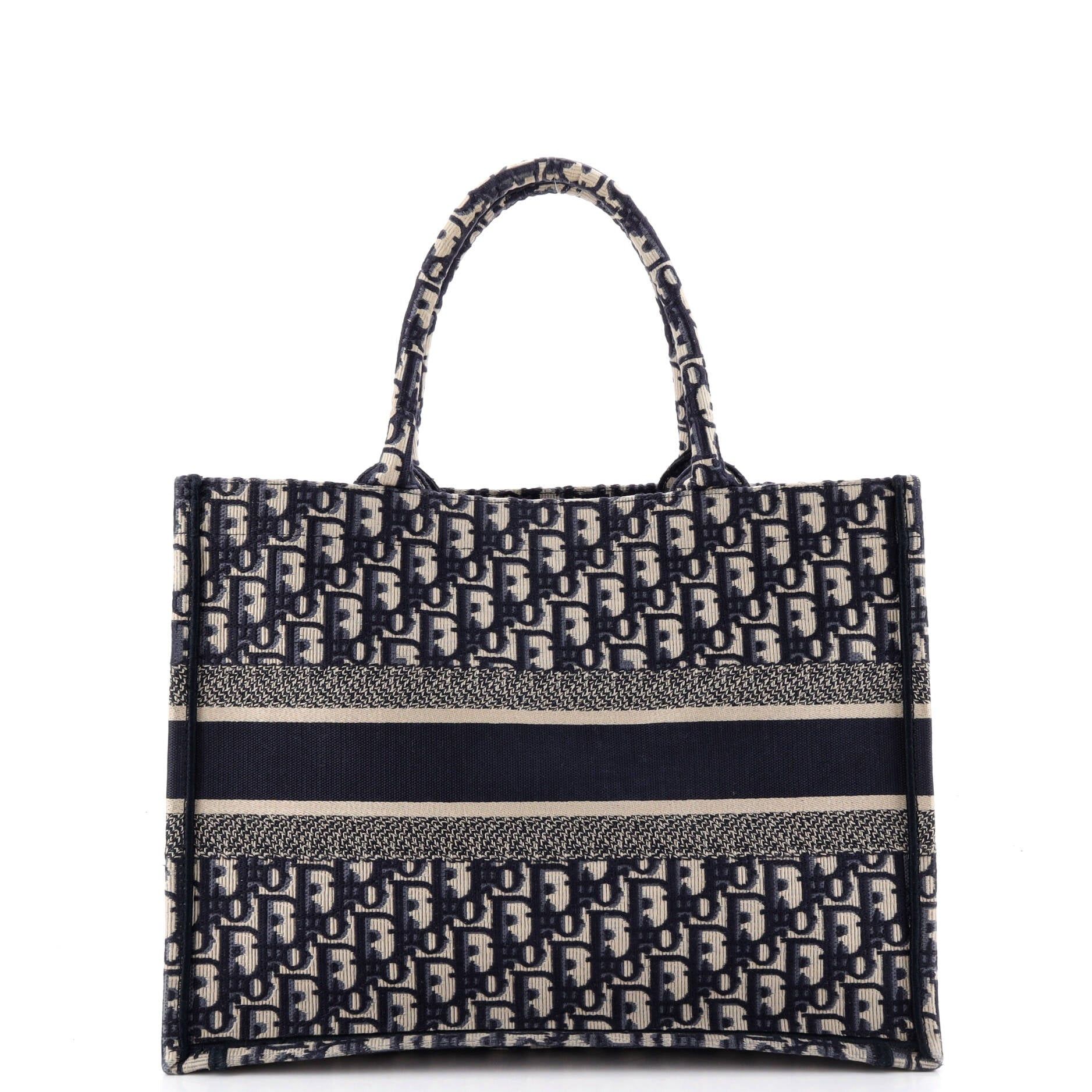 Dior Book Tote Size ONE SIZE - 3 Thumbnail