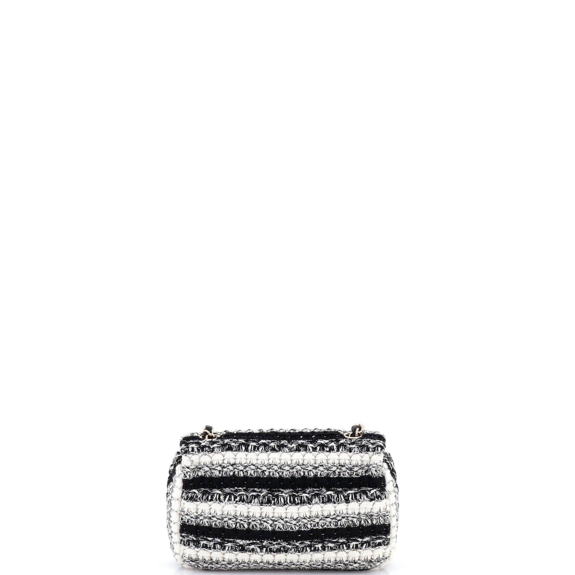 Chanel Classic Single Flap Bag Size ONE SIZE - 4 Thumbnail