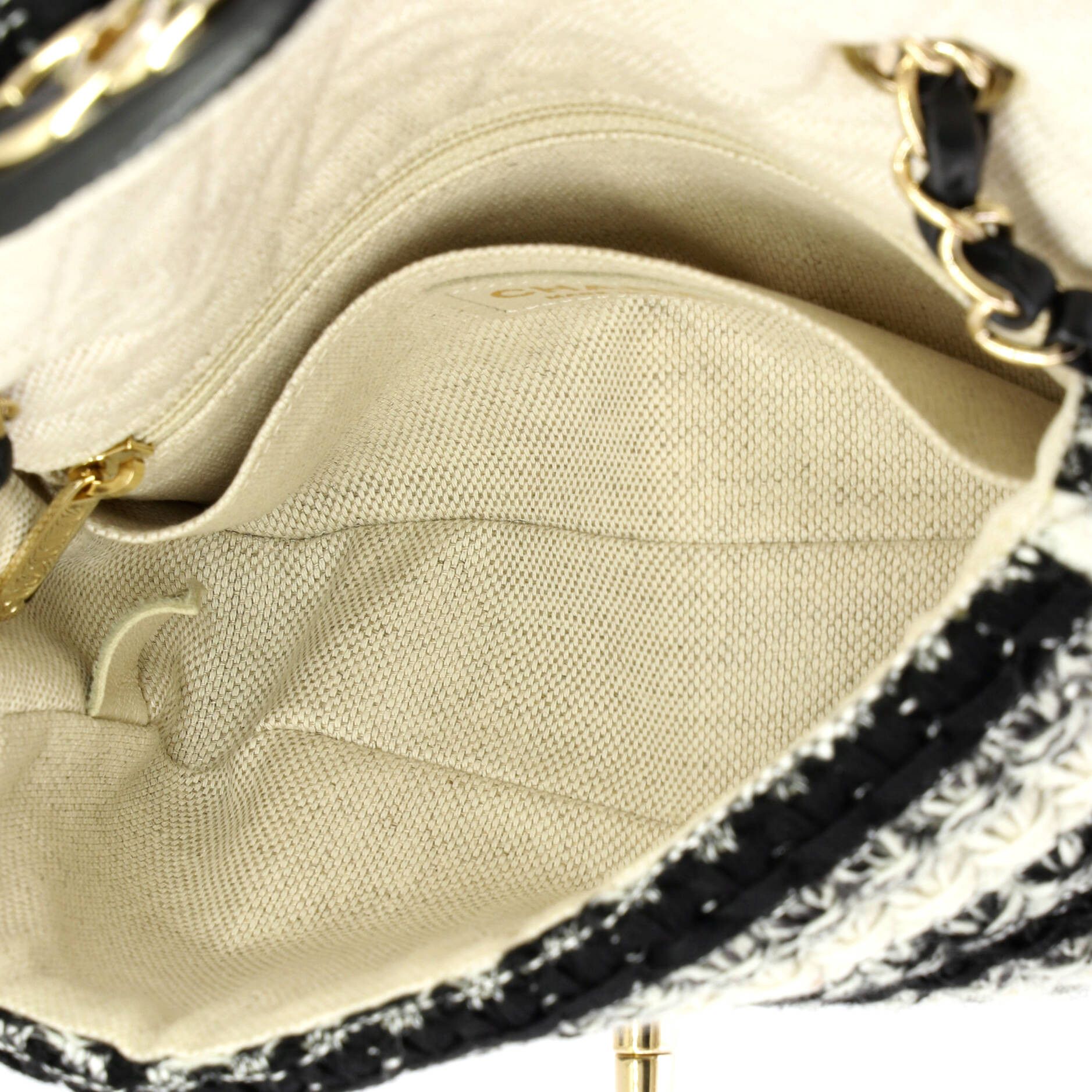 Chanel Classic Single Flap Bag Size ONE SIZE - 6 Thumbnail