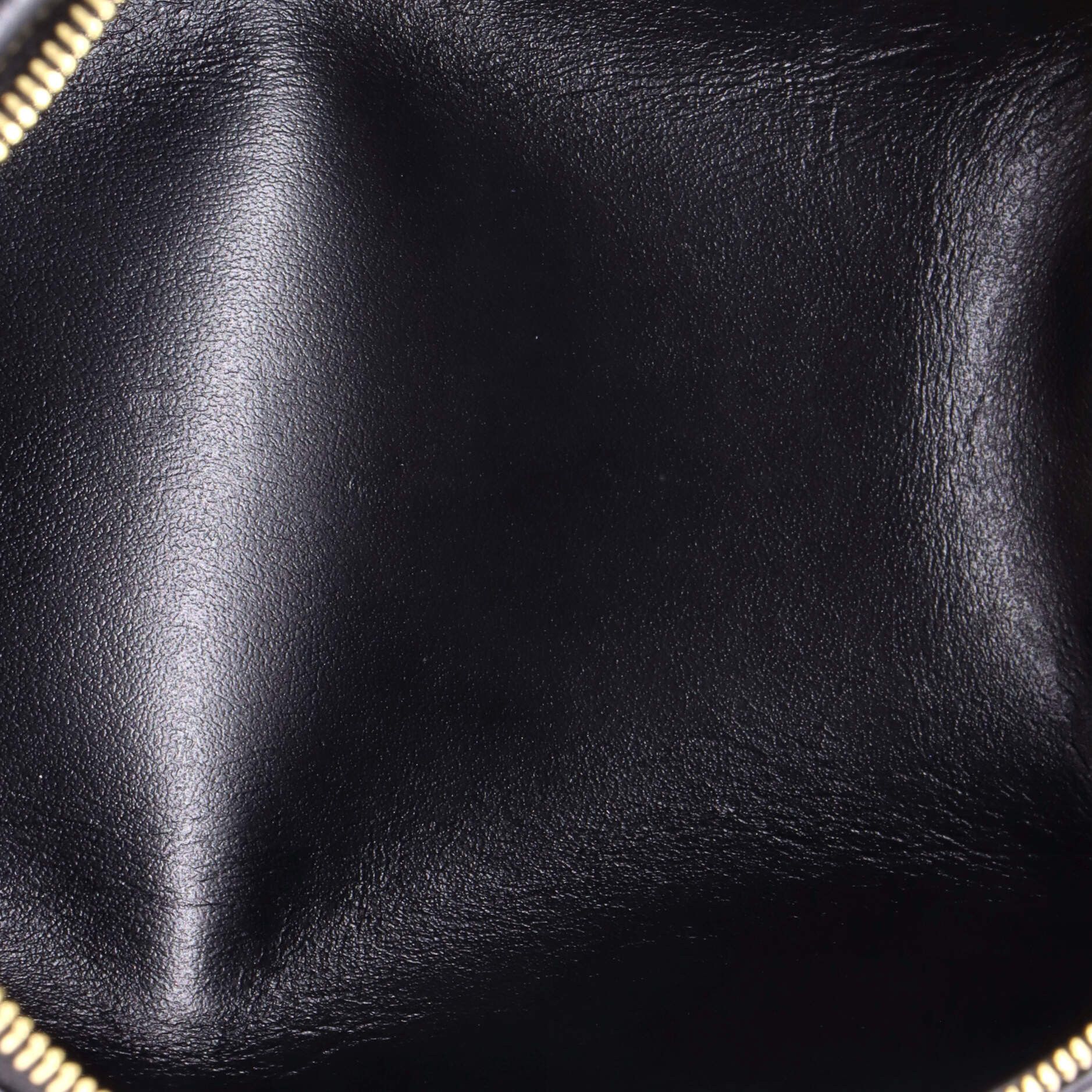 Celine Cuir Triomphe Zip Around Chain Clutch Size ONE SIZE - 5 Thumbnail