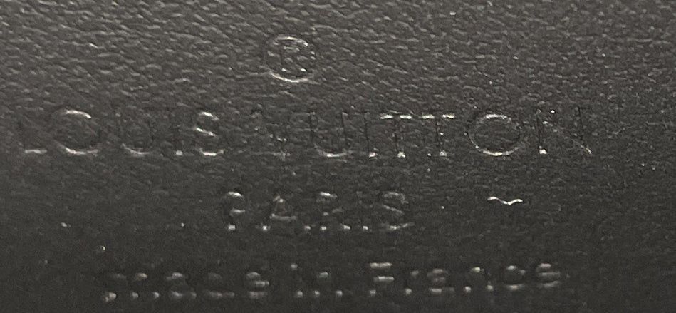 Louis Vuitton S Lock Vertical Wearable Wallet Size ONE SIZE - 8 Thumbnail