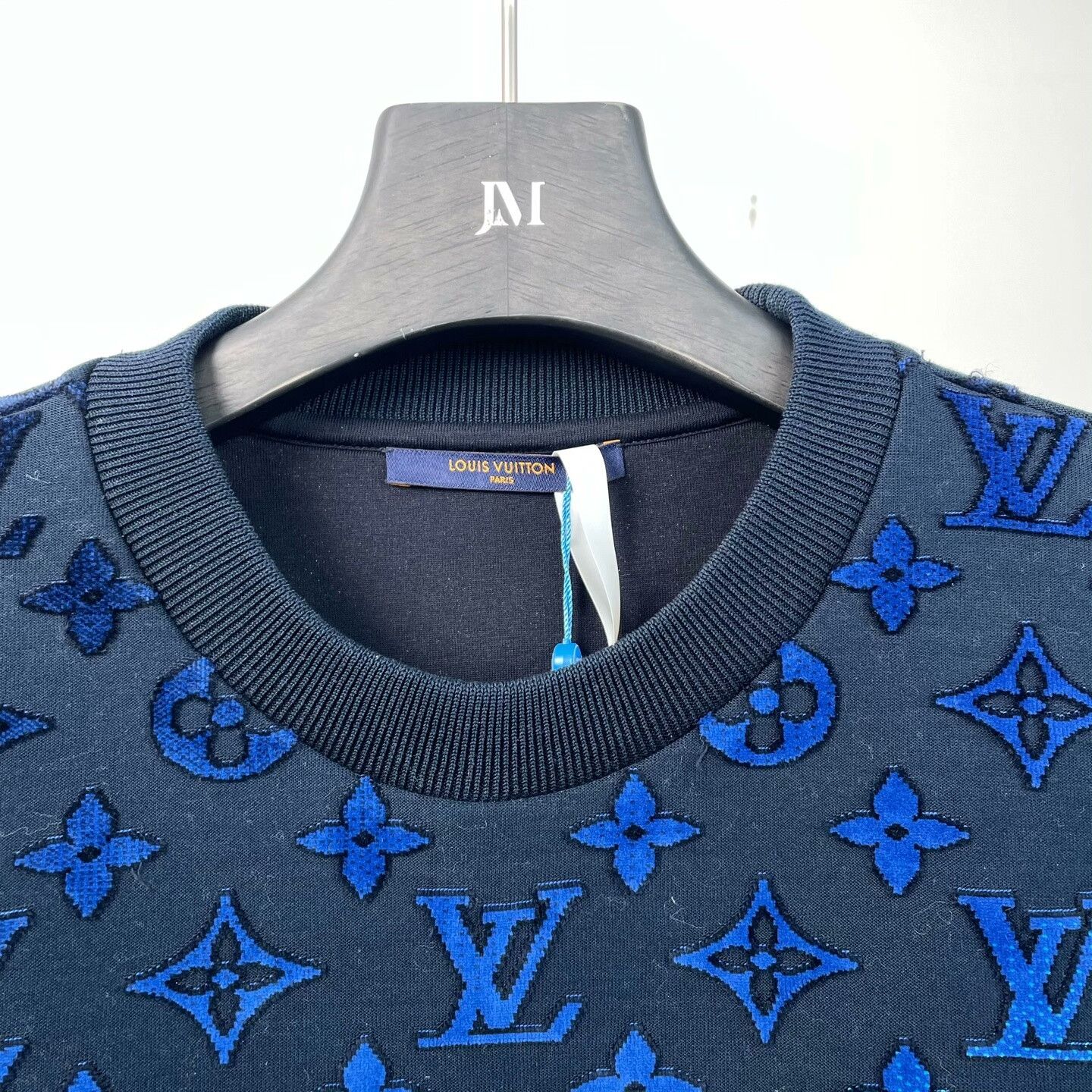 Louis Vuitton Louis Vuitton Tie-Dye Gradient Multi Hoodie xl Men Size US XL / EU 56 / 4 - 3 Thumbnail