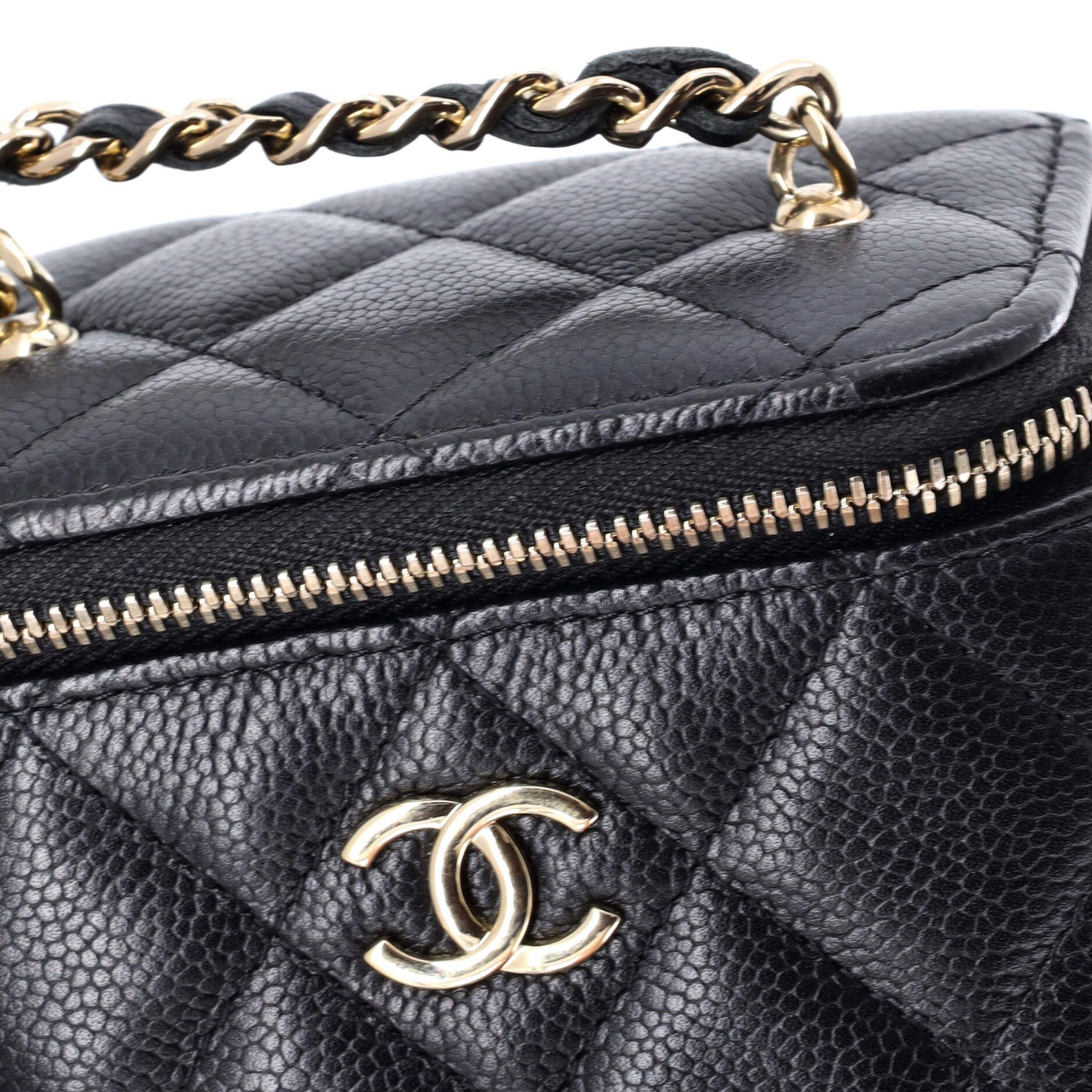 Chanel Tiny CC Link Vanity Case with Chain Size ONE SIZE - 8 Thumbnail