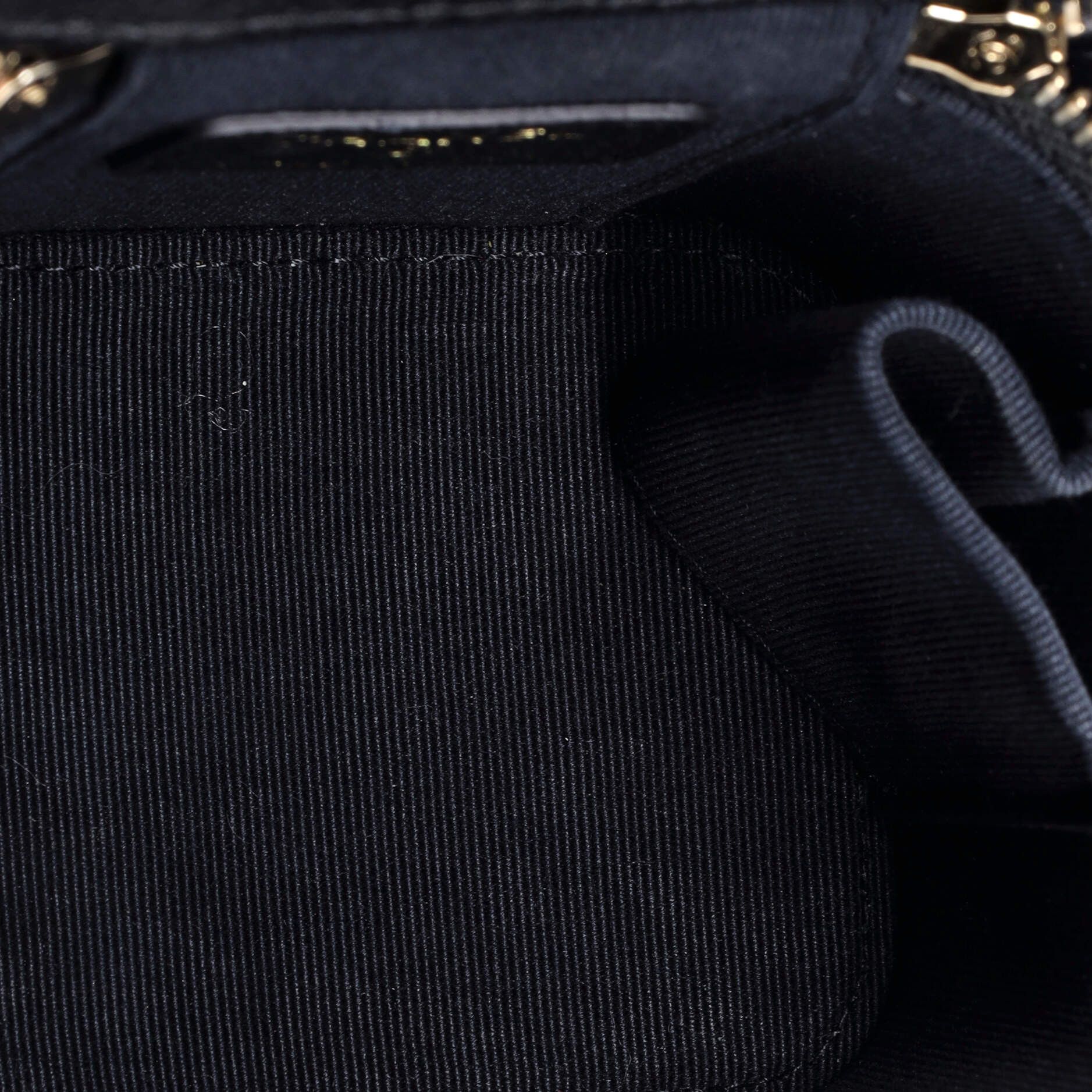 Chanel Tiny CC Link Vanity Case with Chain Size ONE SIZE - 6 Thumbnail
