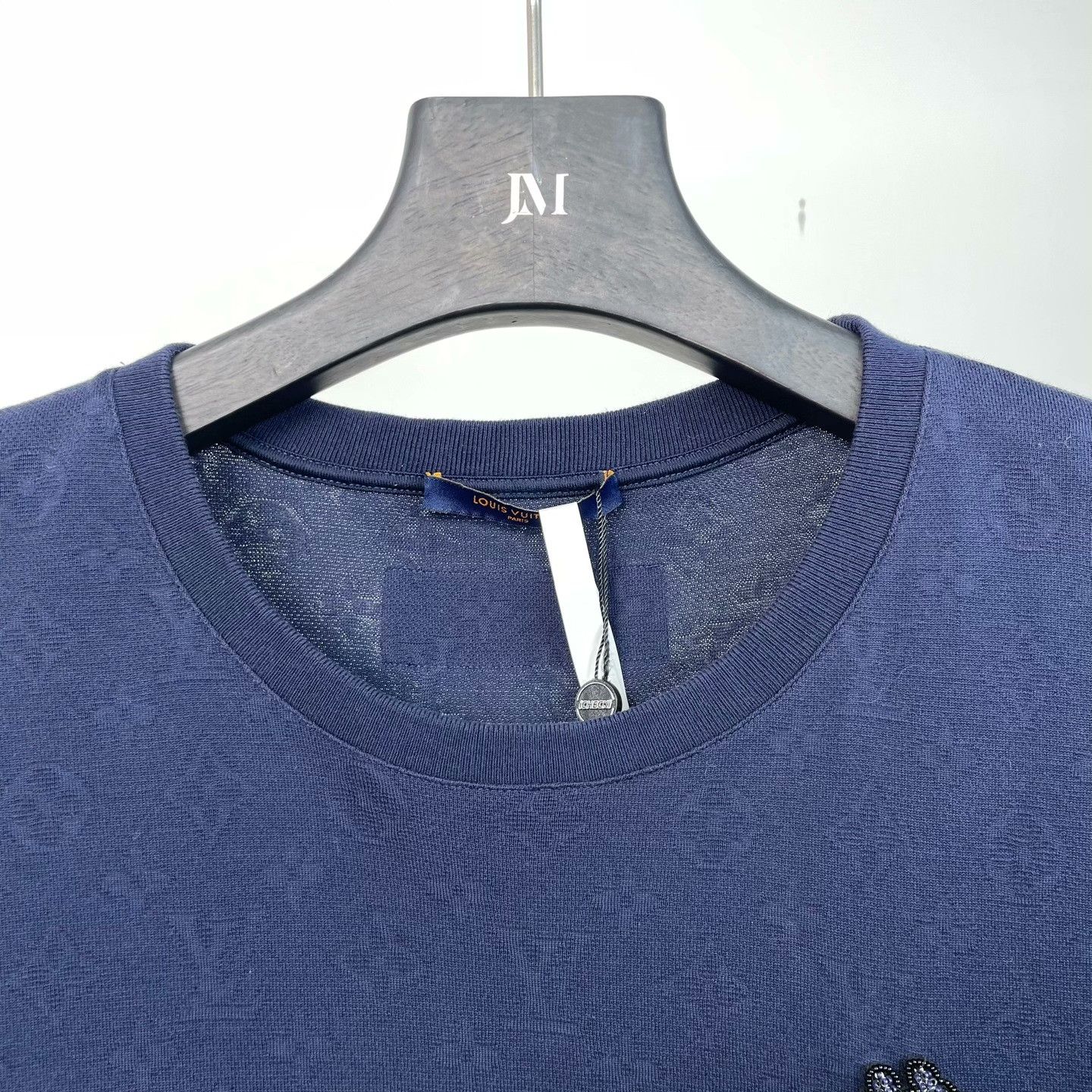 Louis Vuitton Louis Vuitton Printed Graphic T-Shirt l Men Size US L / EU 52-54 / 3 - 3 Thumbnail