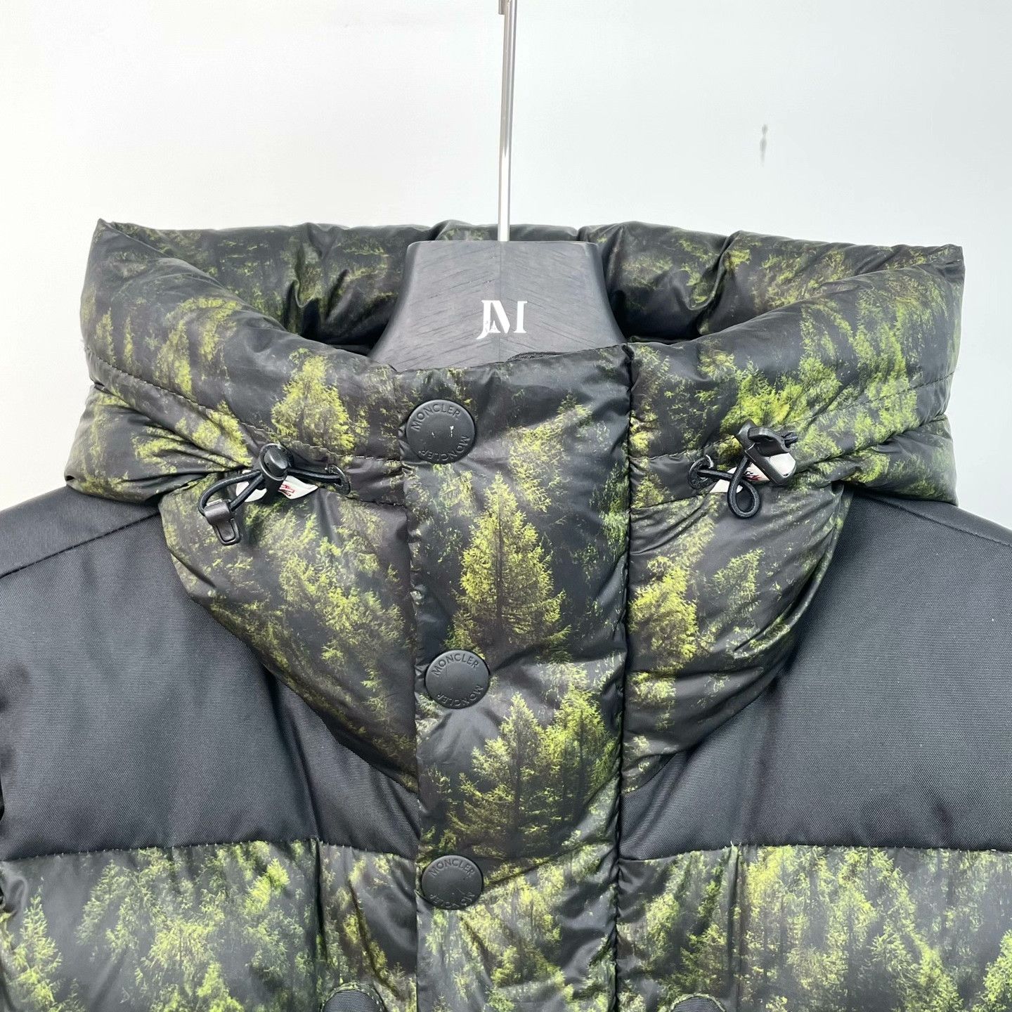 Moncler Moncler Casual Cropped Down Jacket M Women Size M / US 6-8 / IT 42-44 - 3 Thumbnail