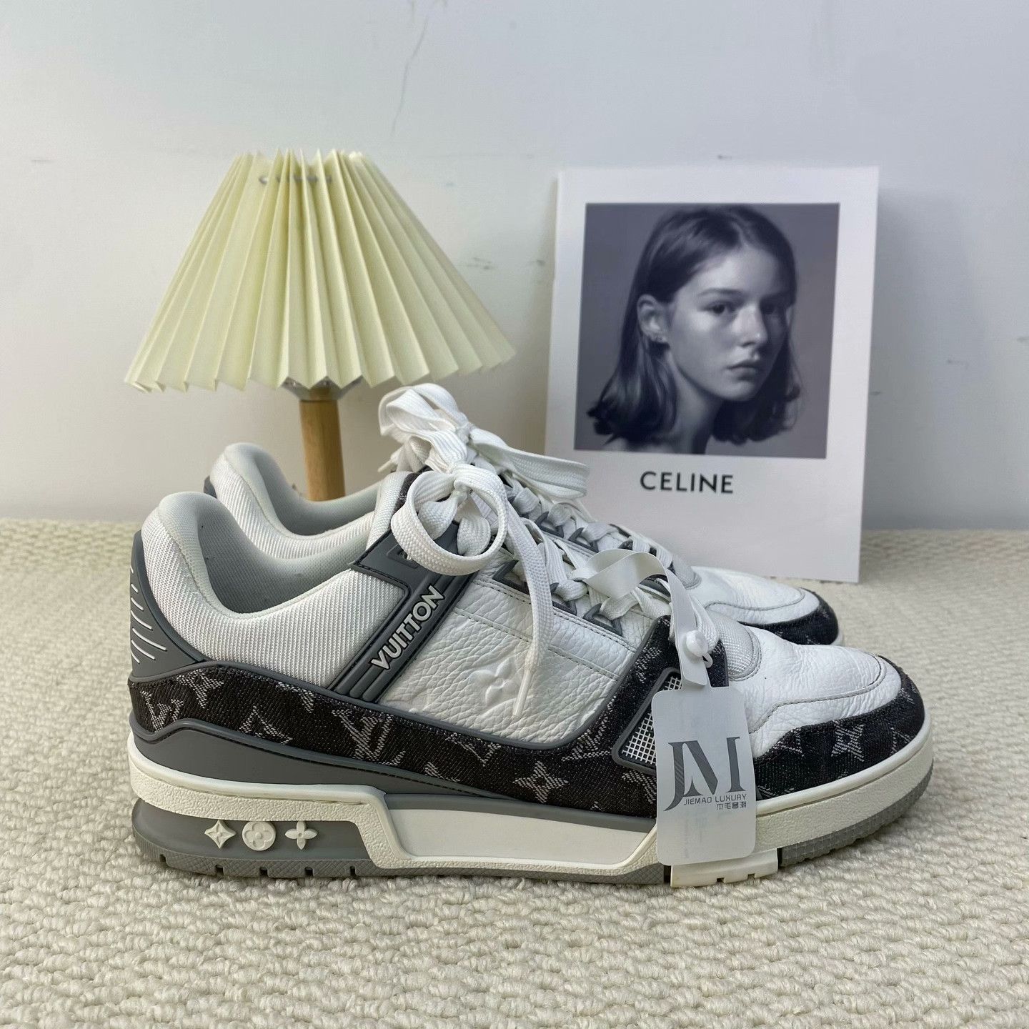 Louis Vuitton Louis Vuitton Training Lowtop Sneakers 9 Men Size US 9 / EU 42 - 3 Thumbnail